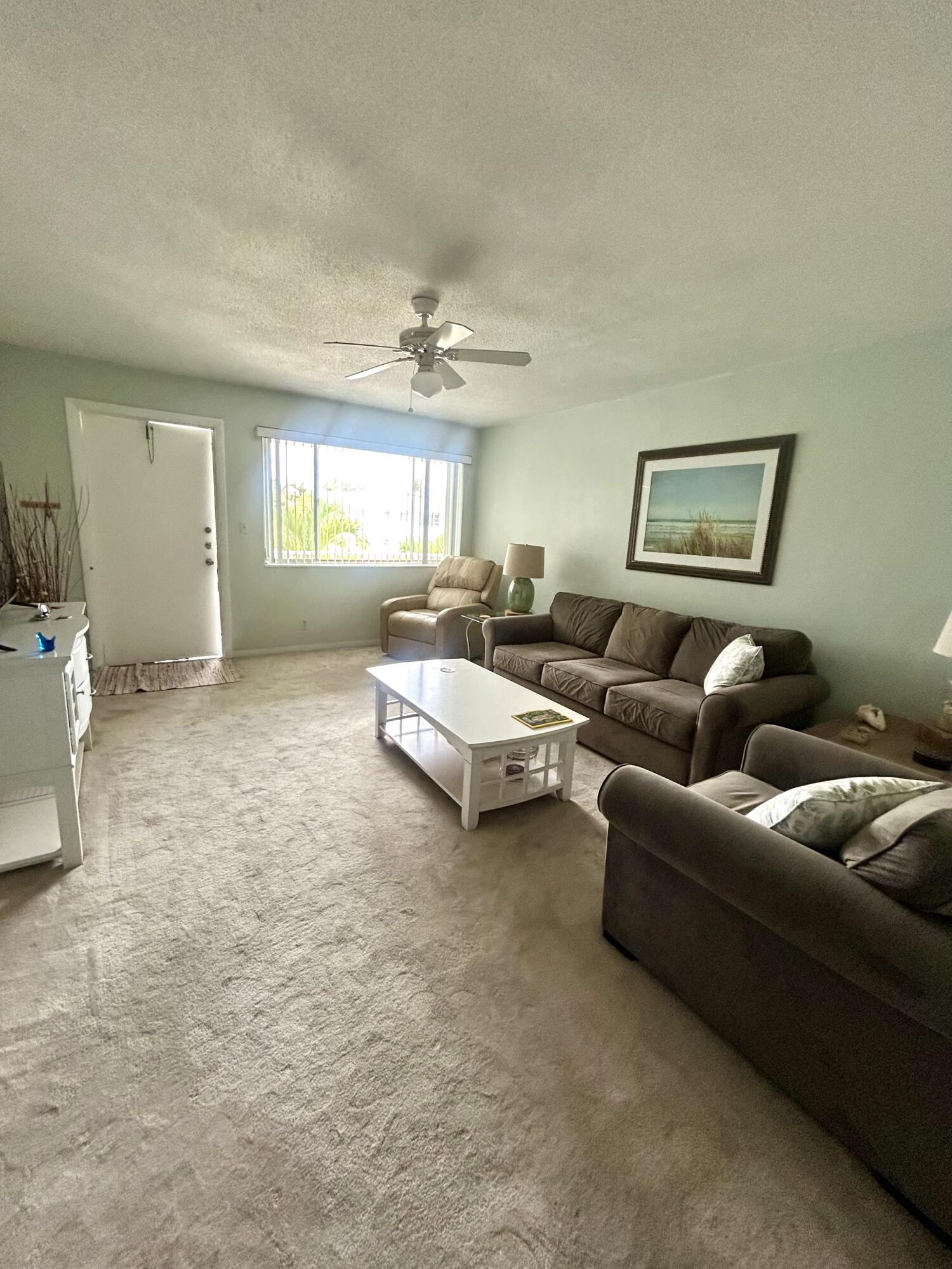 DORIA CONDO - Residential