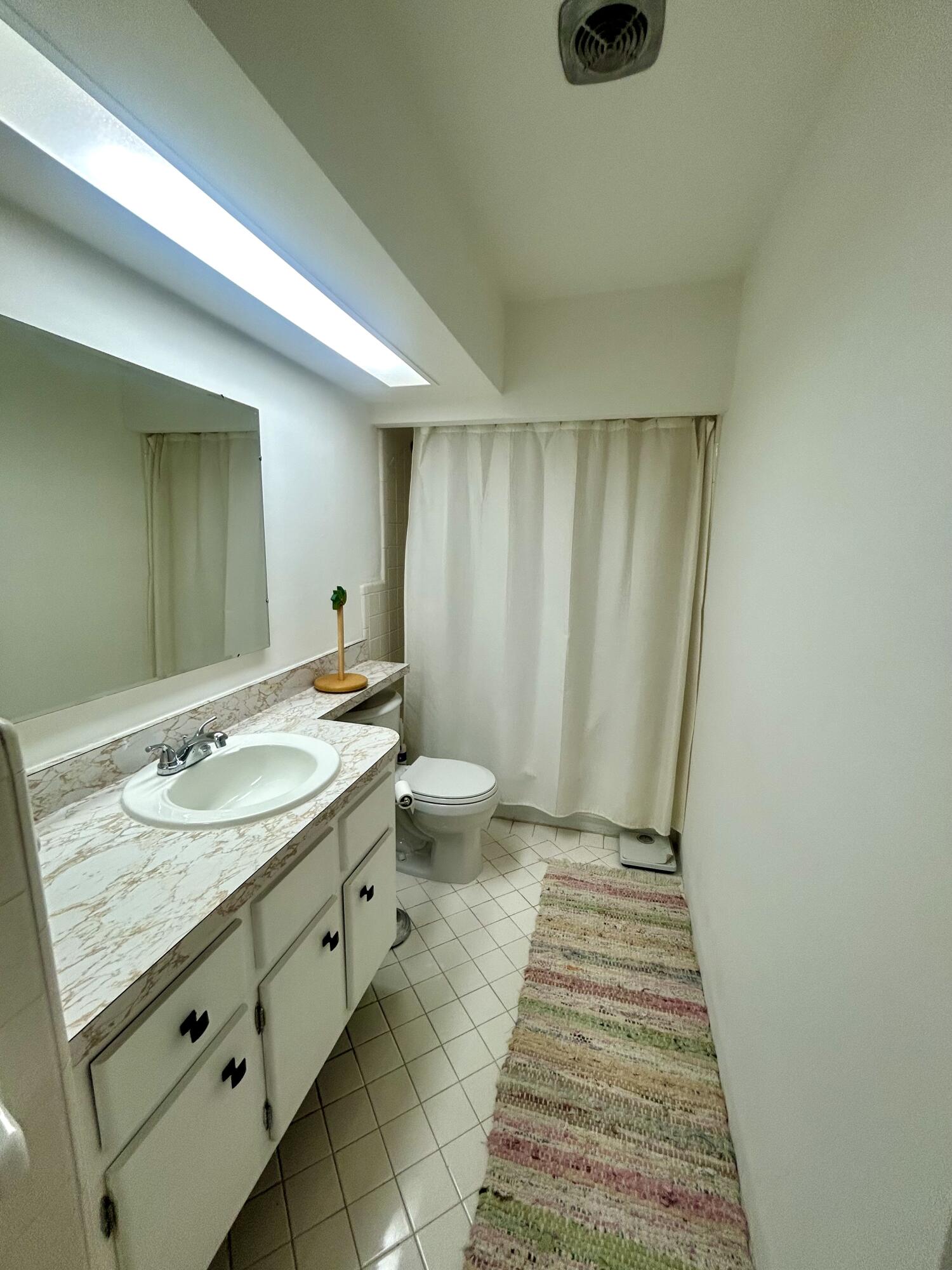DORIA CONDO - Residential