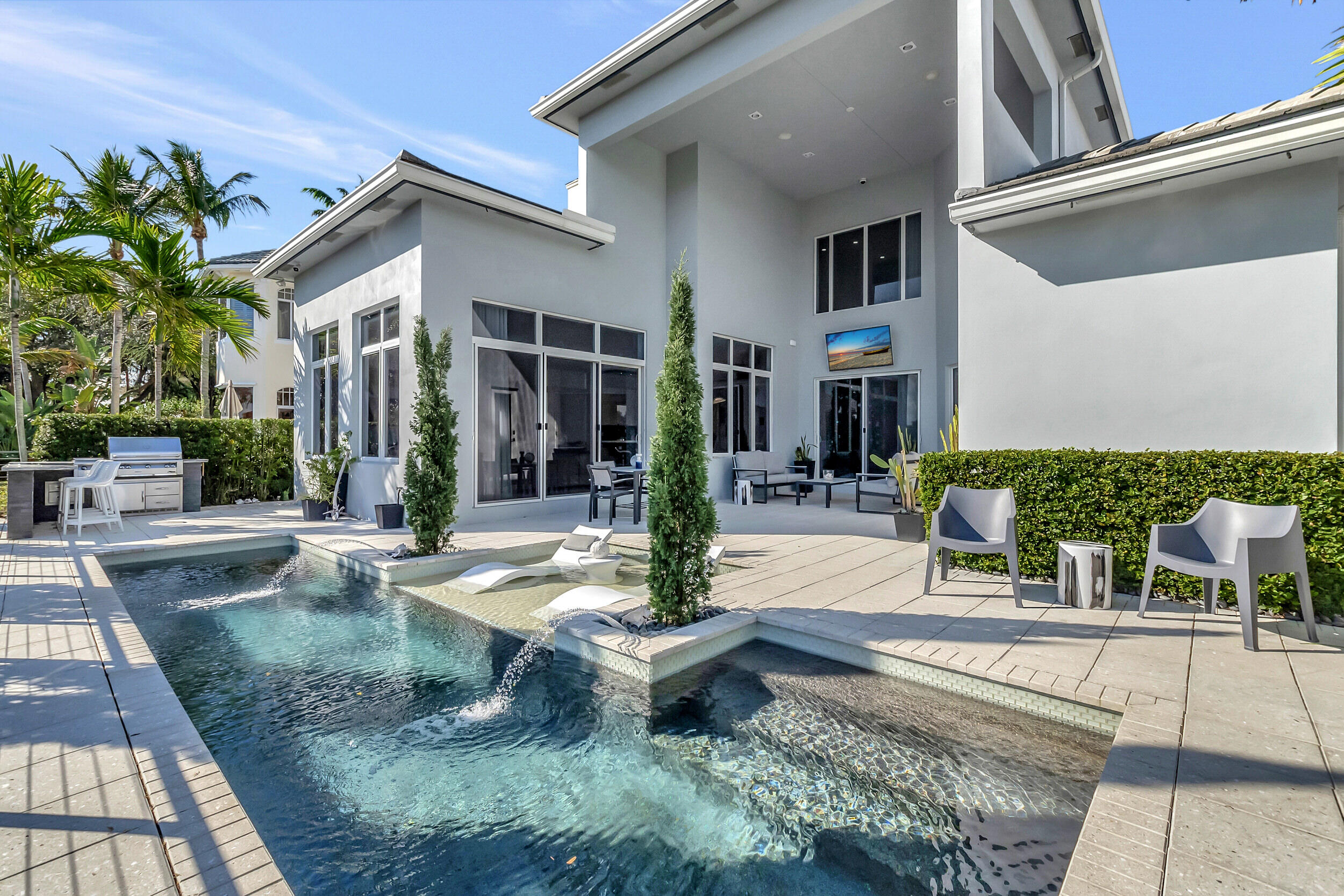 Boca Marina Yacht Club - Residential