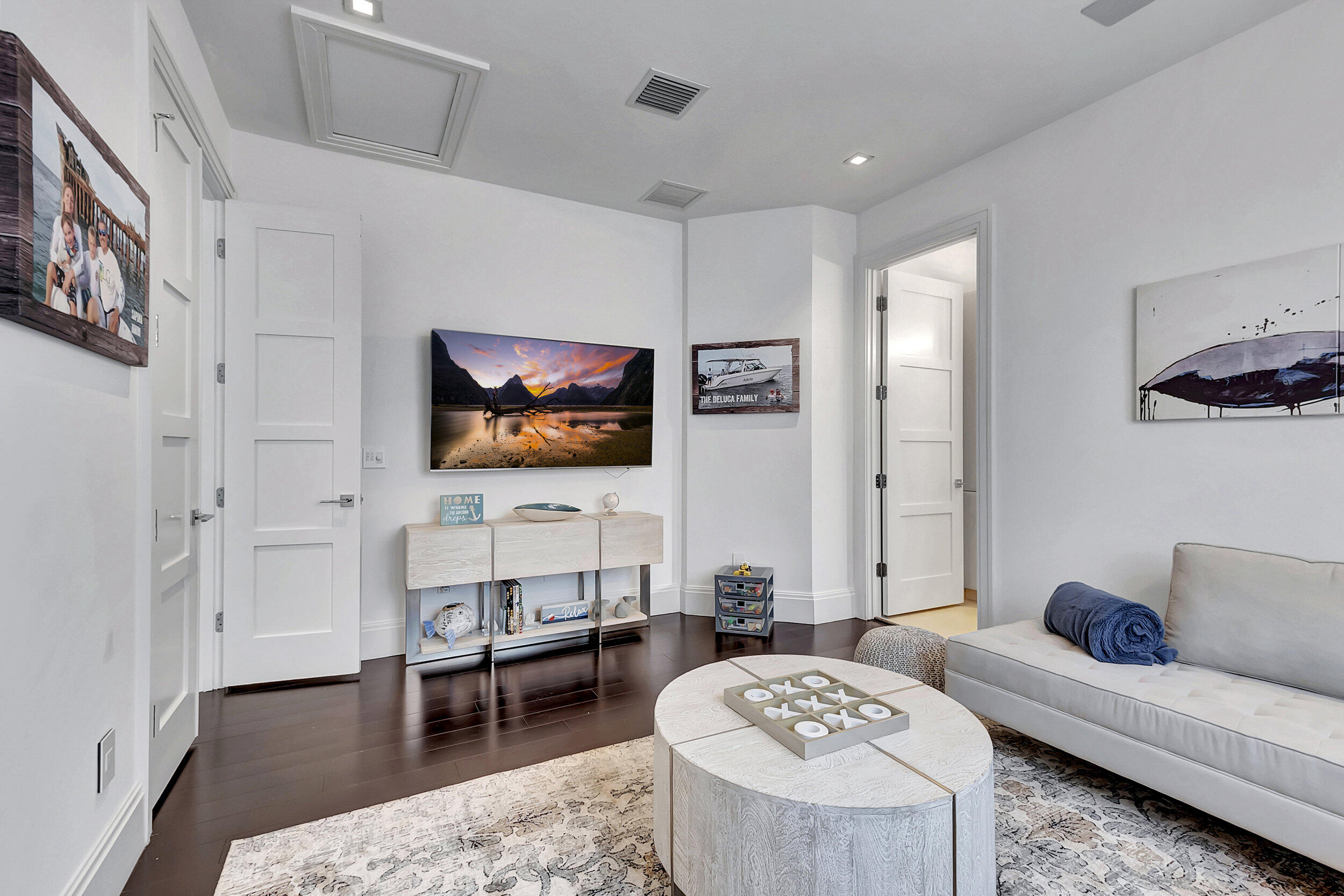 Boca Marina Yacht Club - Residential