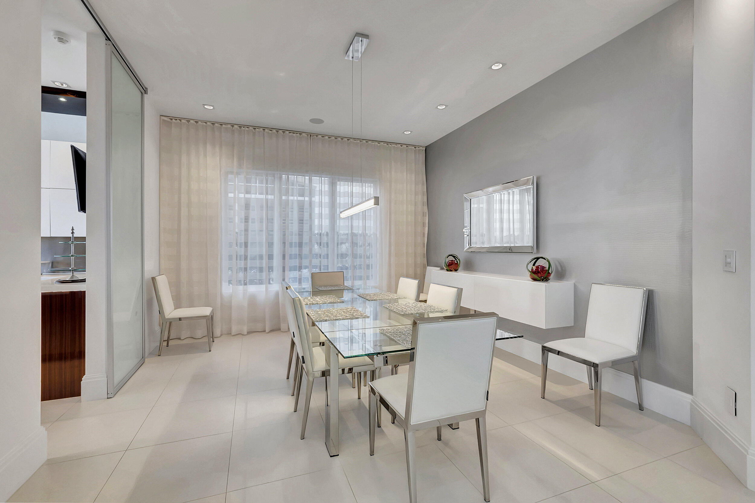 Boca Marina Yacht Club - Residential