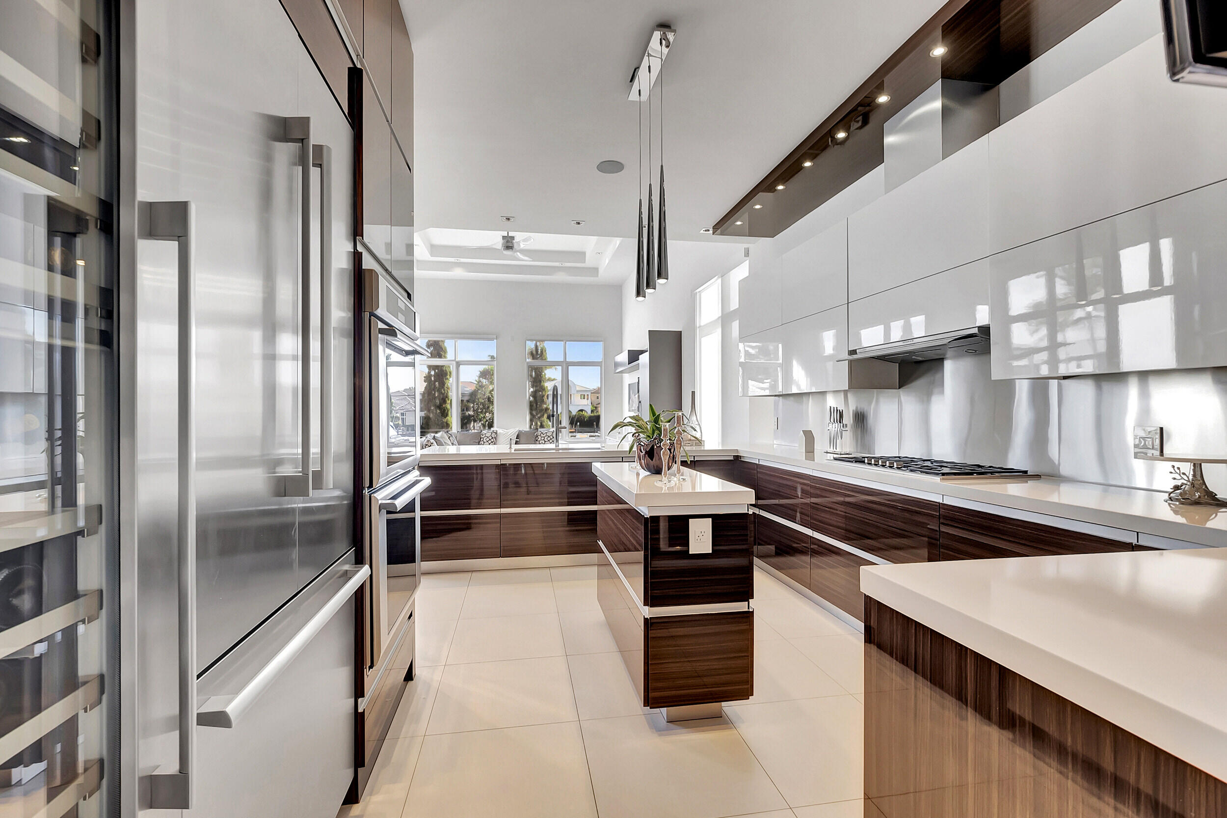 Boca Marina Yacht Club - Residential