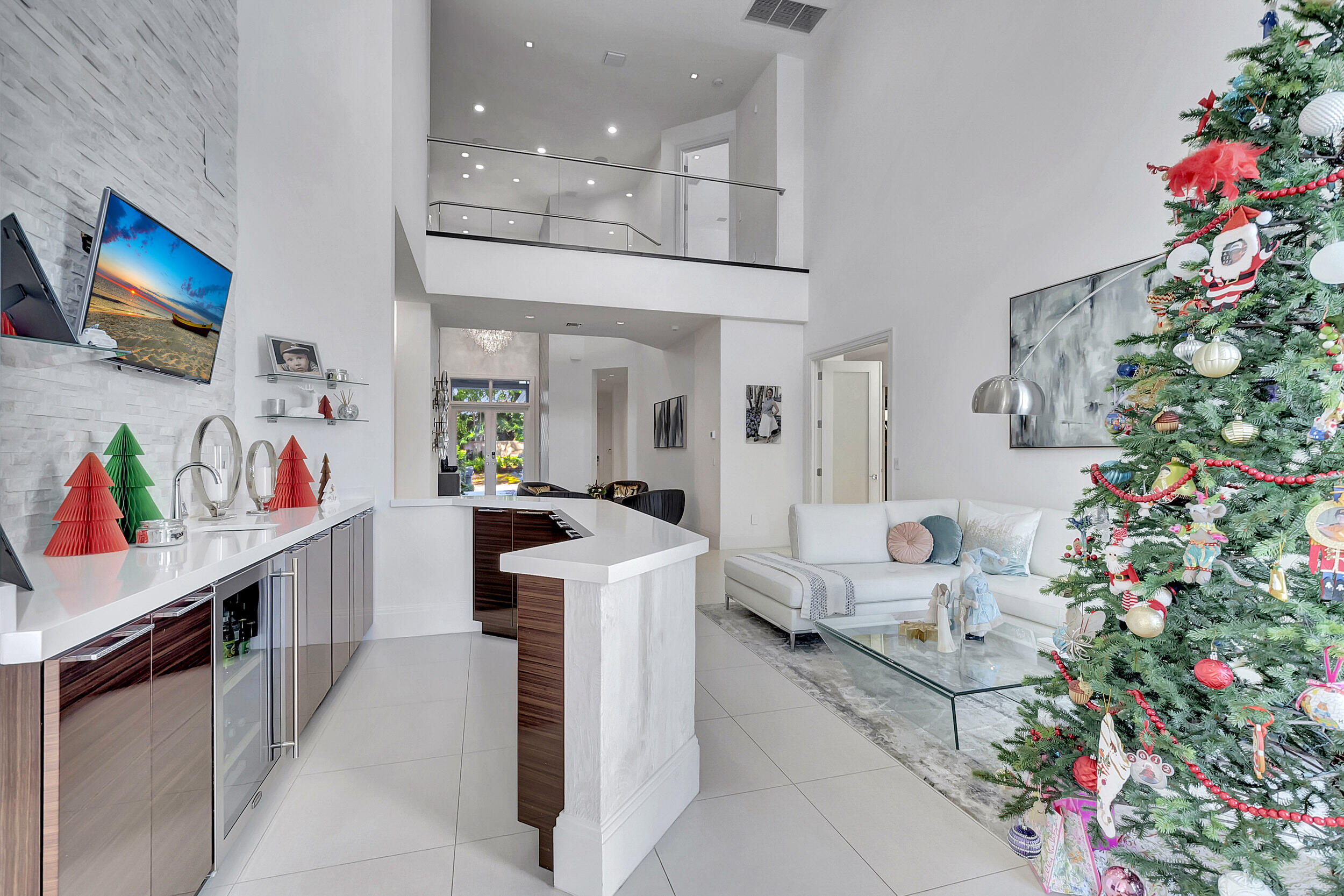 Boca Marina Yacht Club - Residential