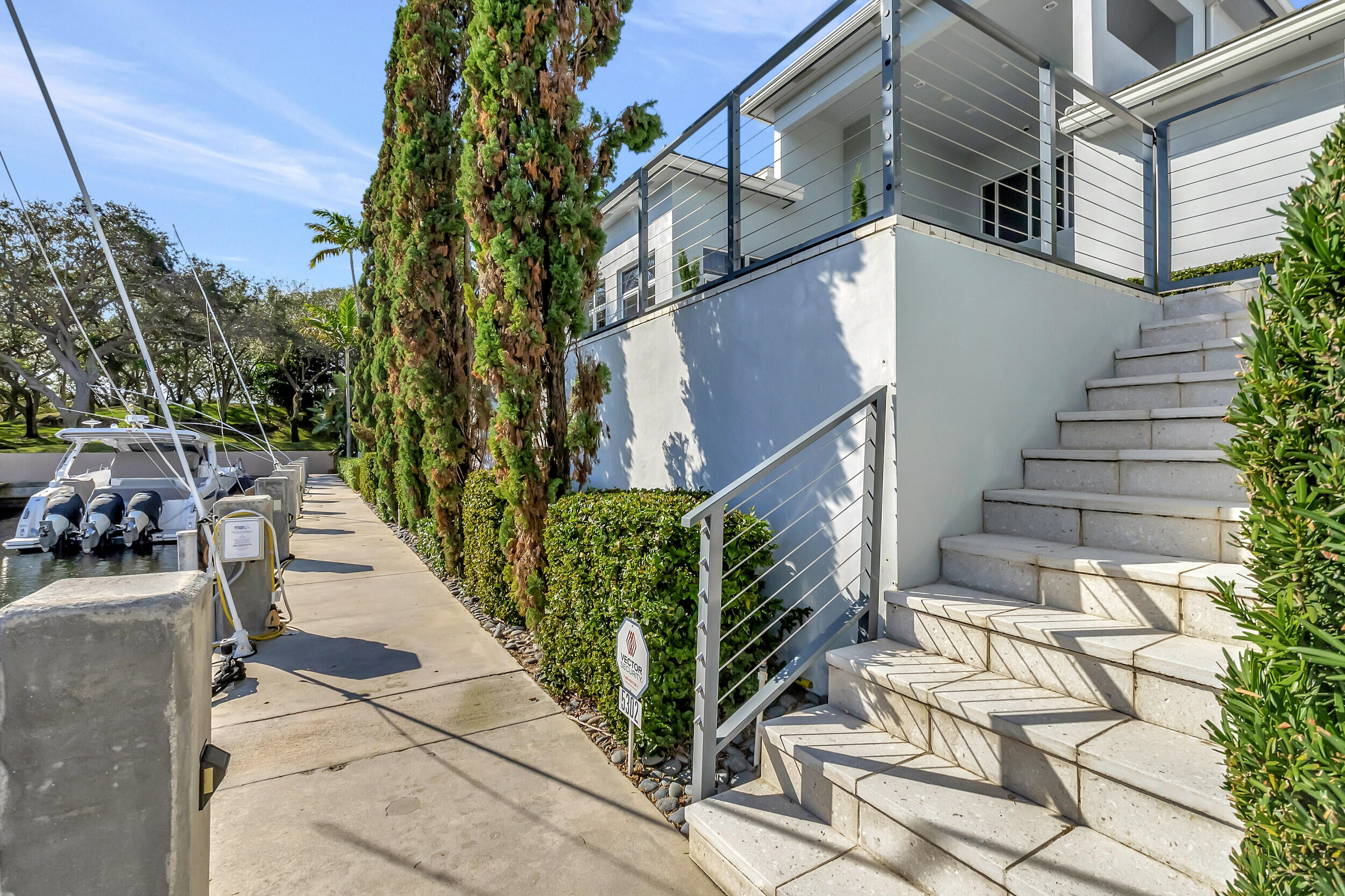 Boca Marina Yacht Club - Residential