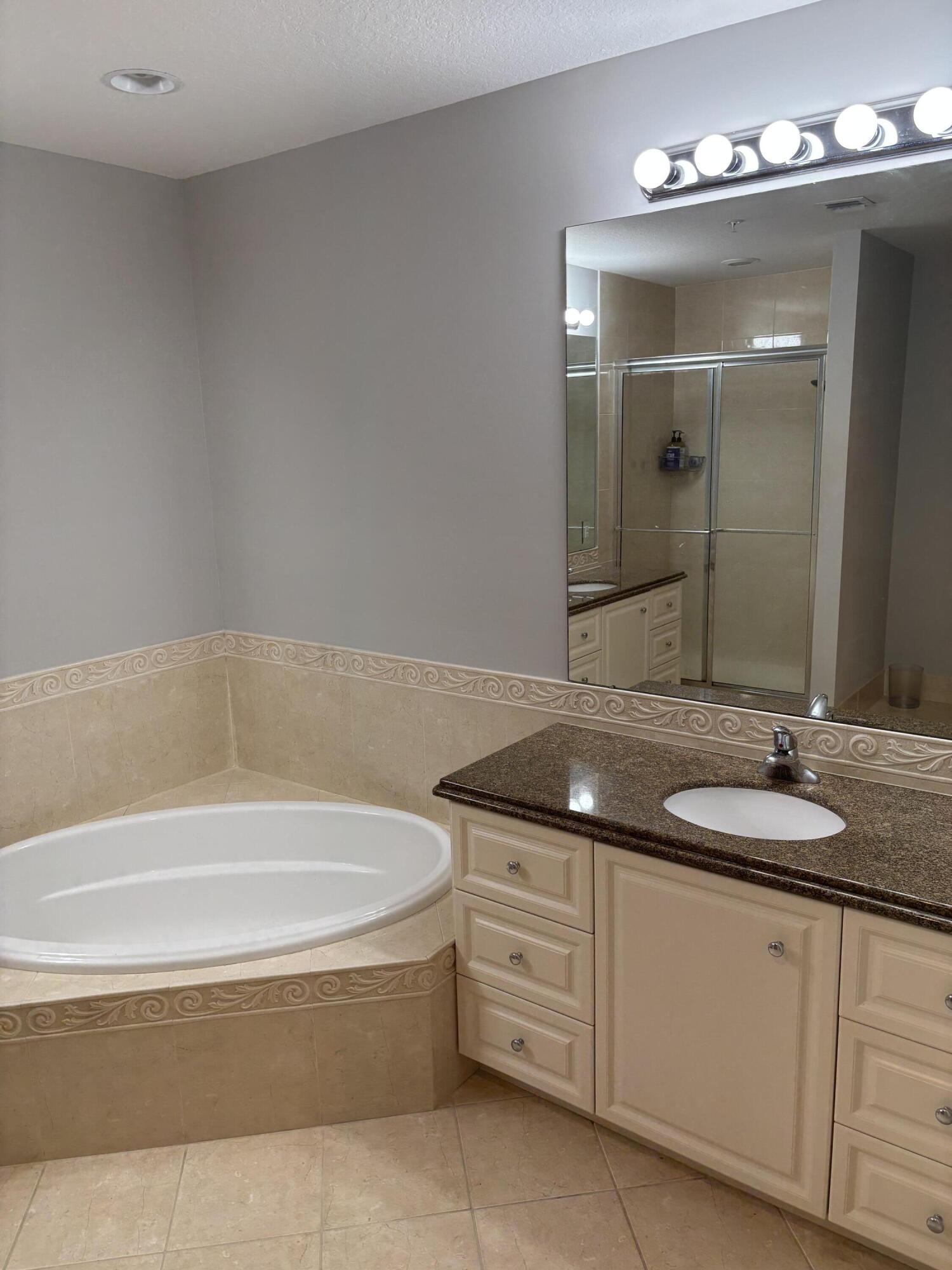 harbour isle at Hutchinson island east,a condomini - Residential Lease