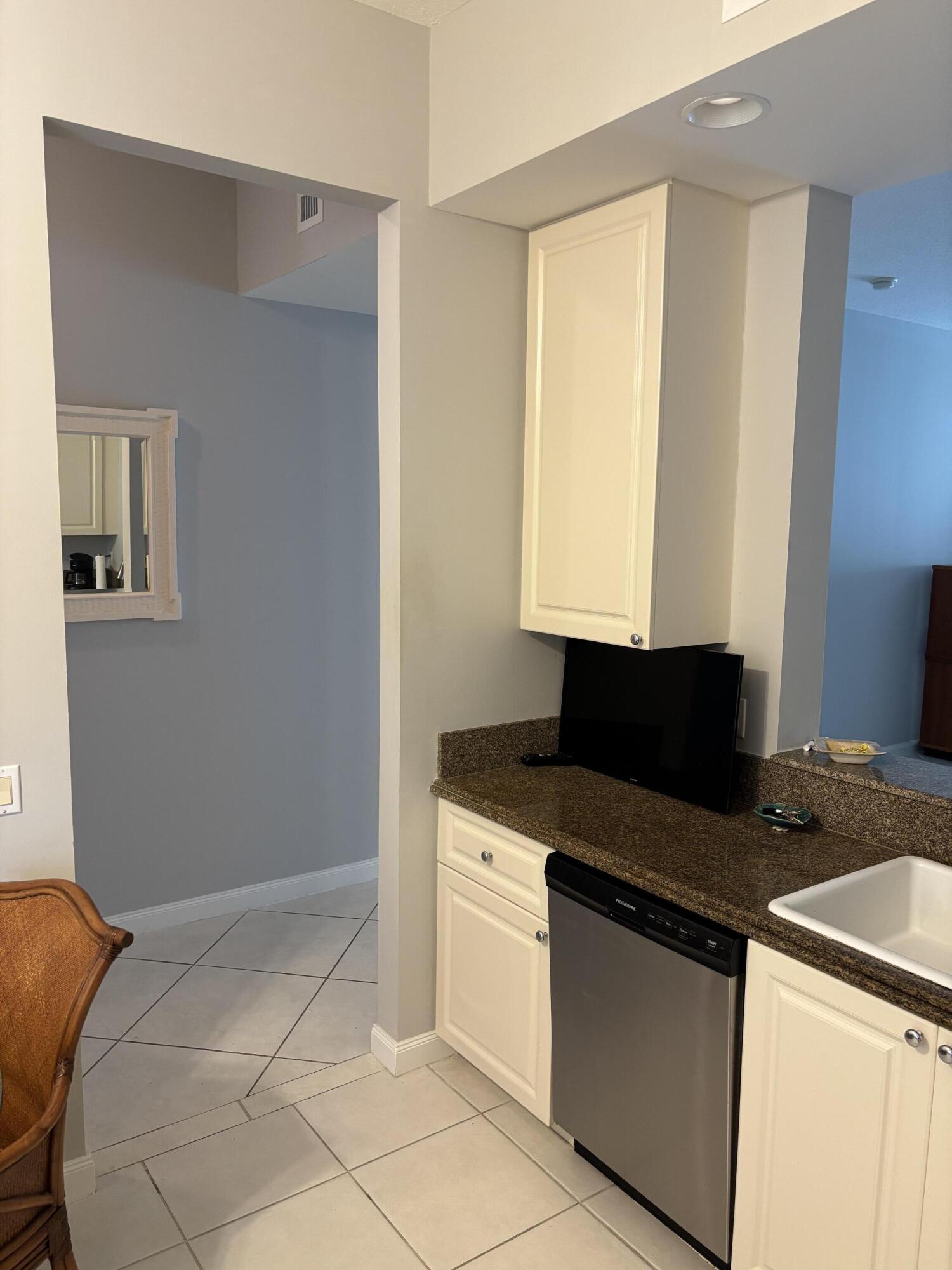 harbour isle at Hutchinson island east,a condomini - Residential Lease
