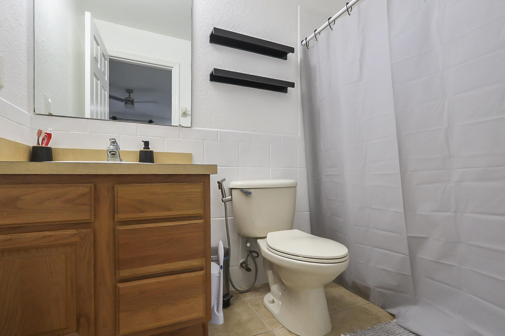 LEISURE LAKES SEC 01 - Residential
