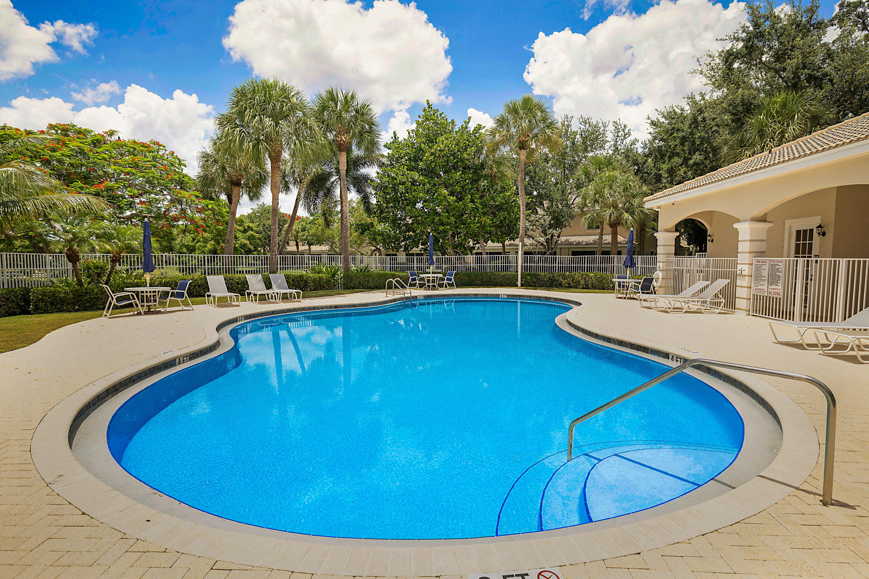 PALMBROOKE TOWNHOMES - Residential