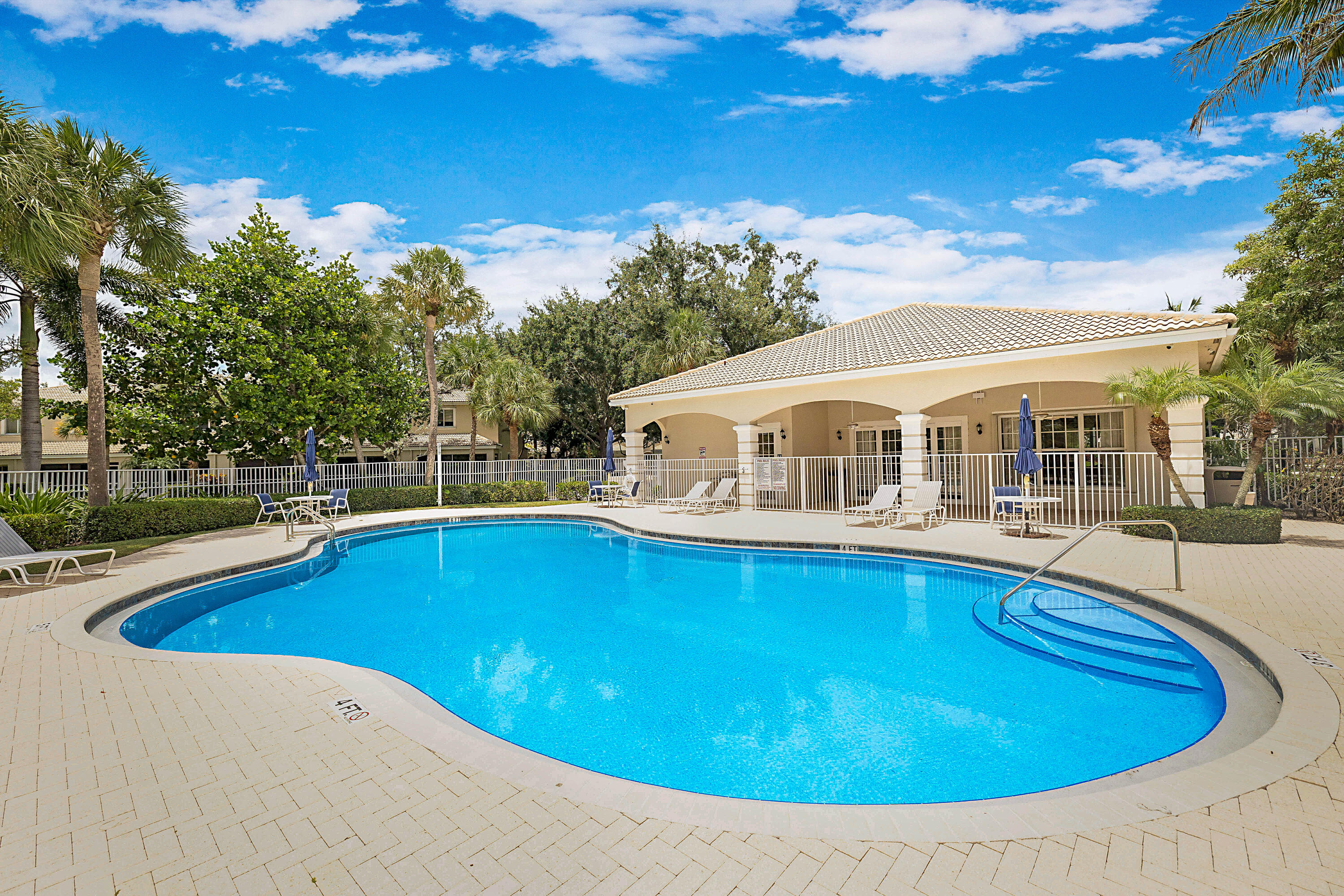 PALMBROOKE TOWNHOMES - Residential