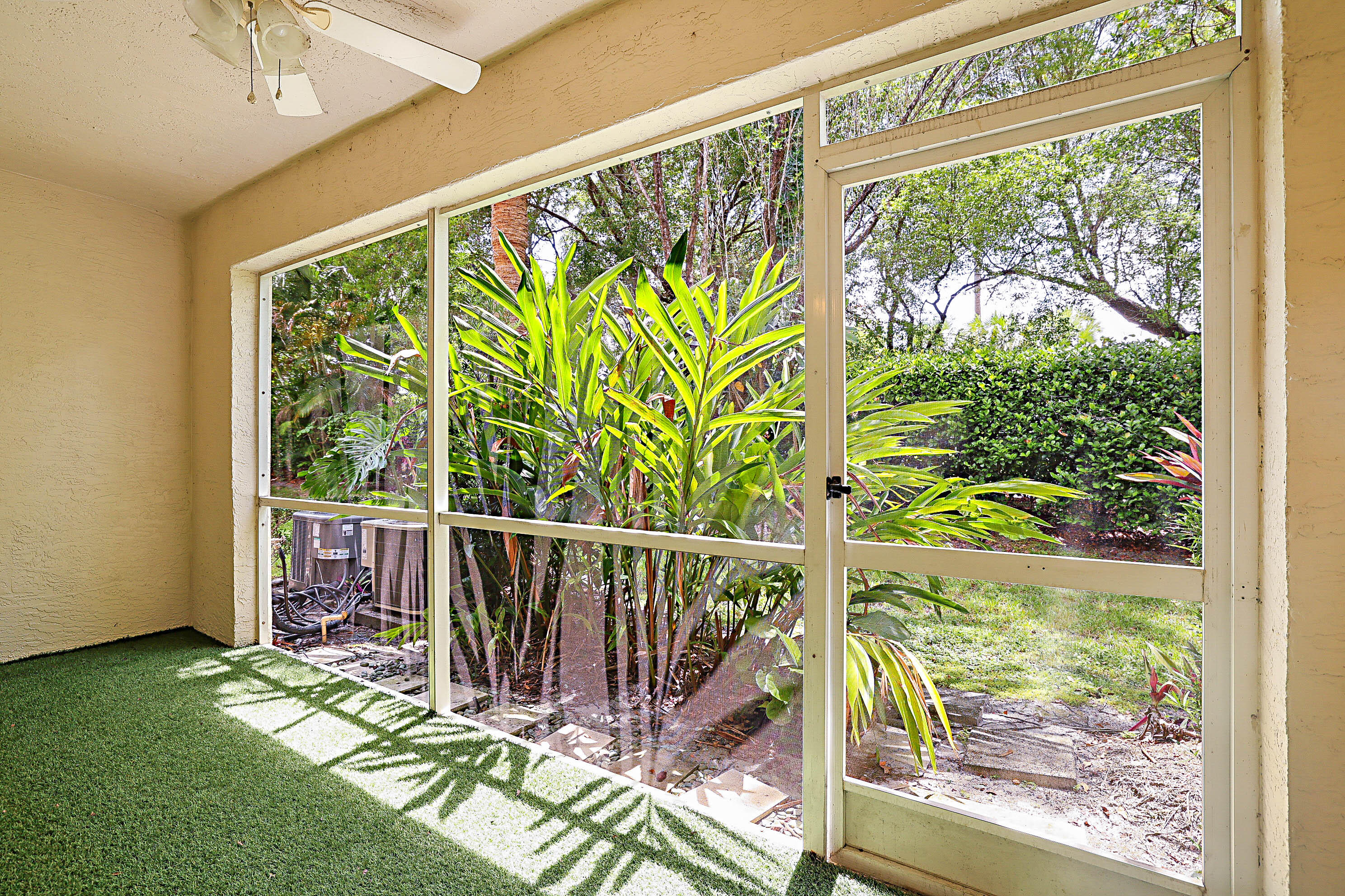 PALMBROOKE TOWNHOMES - Residential