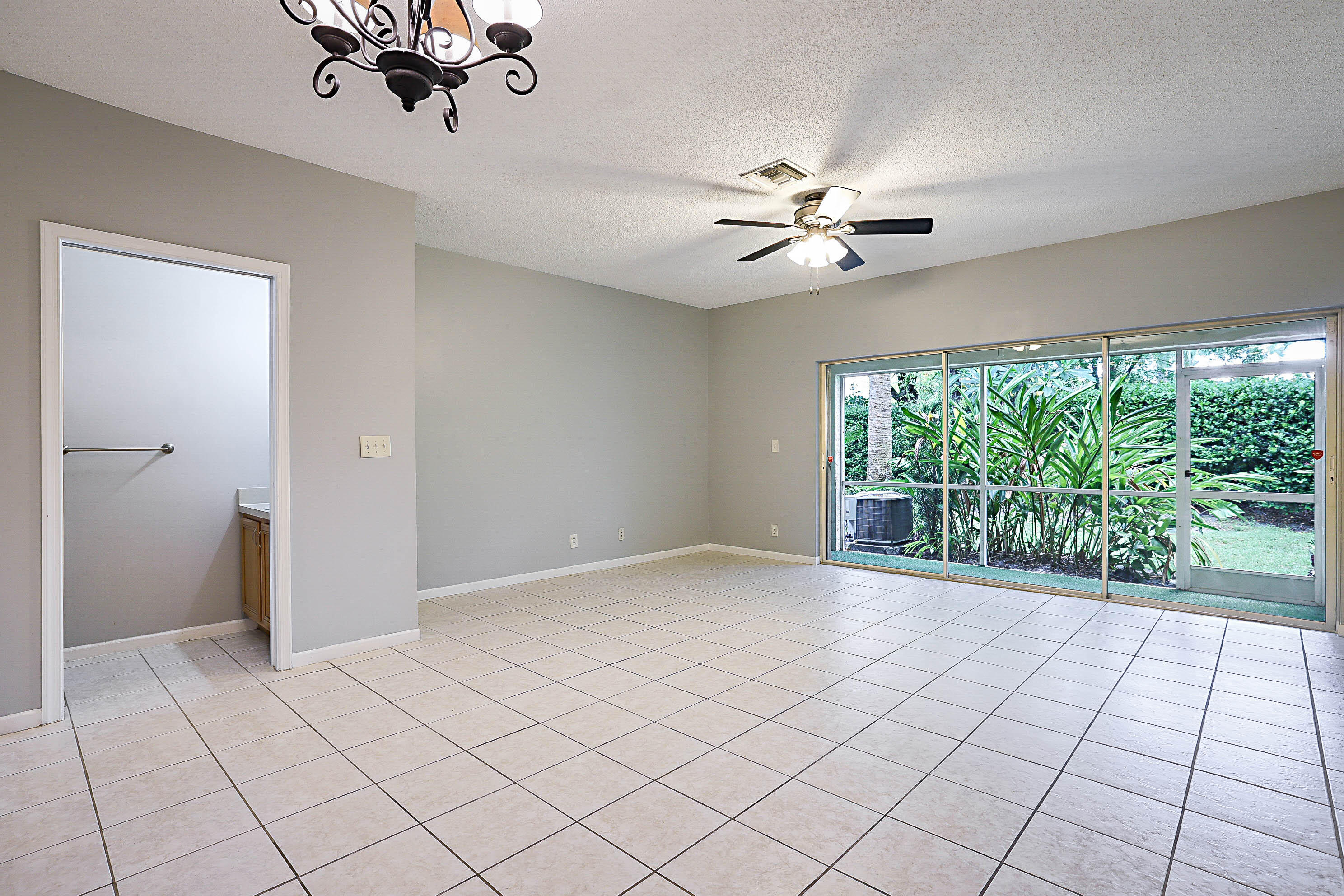 PALMBROOKE TOWNHOMES - Residential