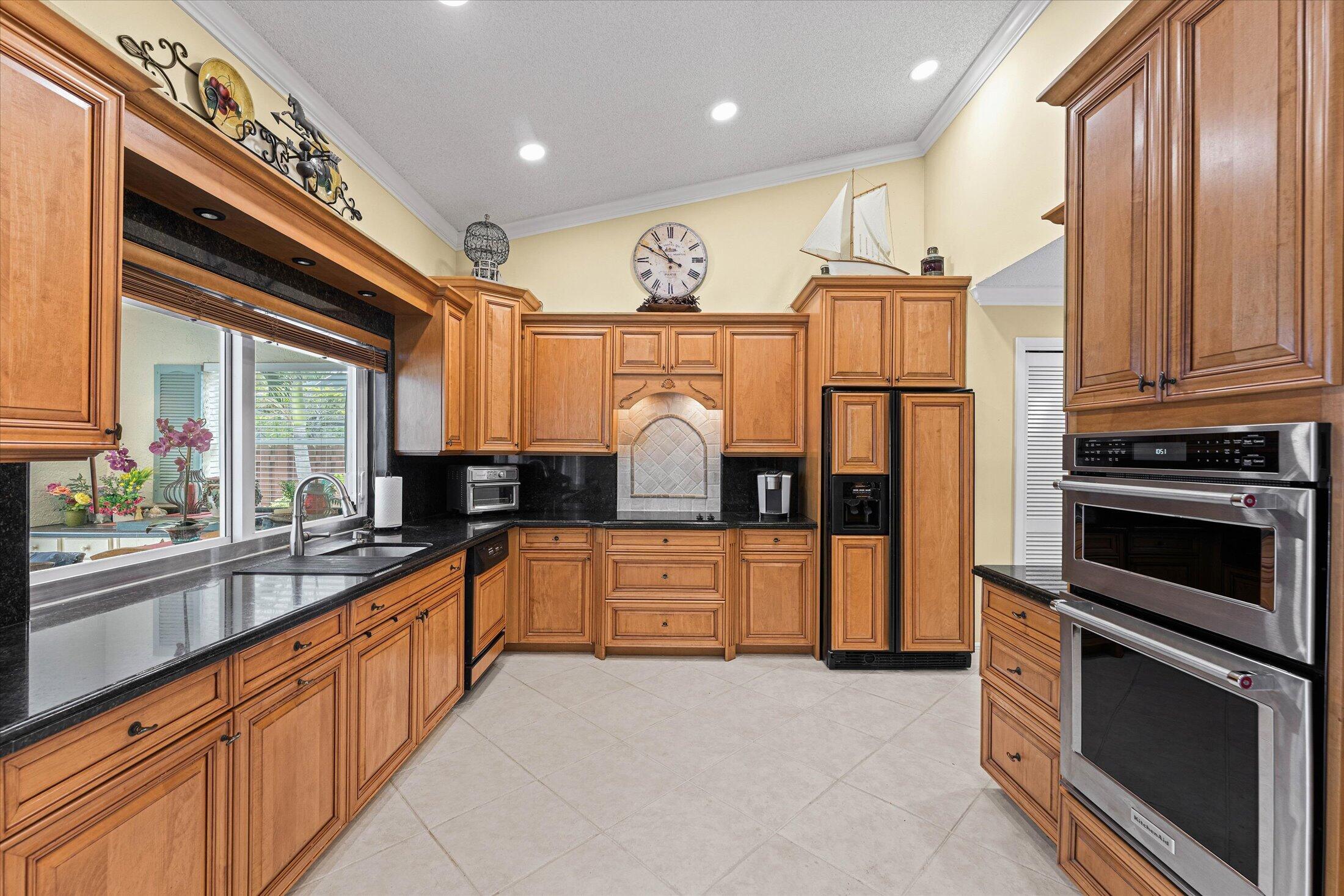 BOCA TIERRA 2ND SEC - Residential