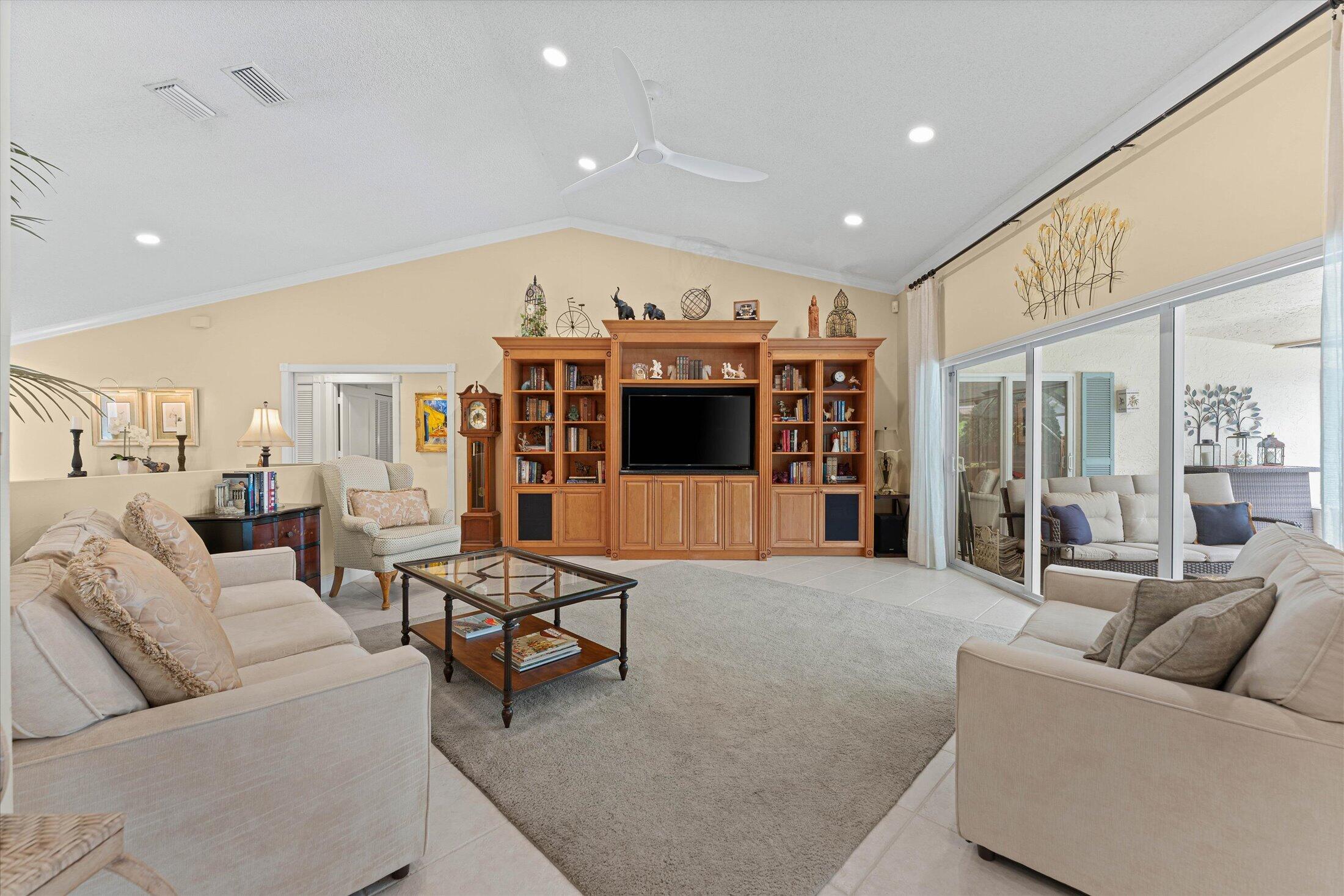 BOCA TIERRA 2ND SEC - Residential