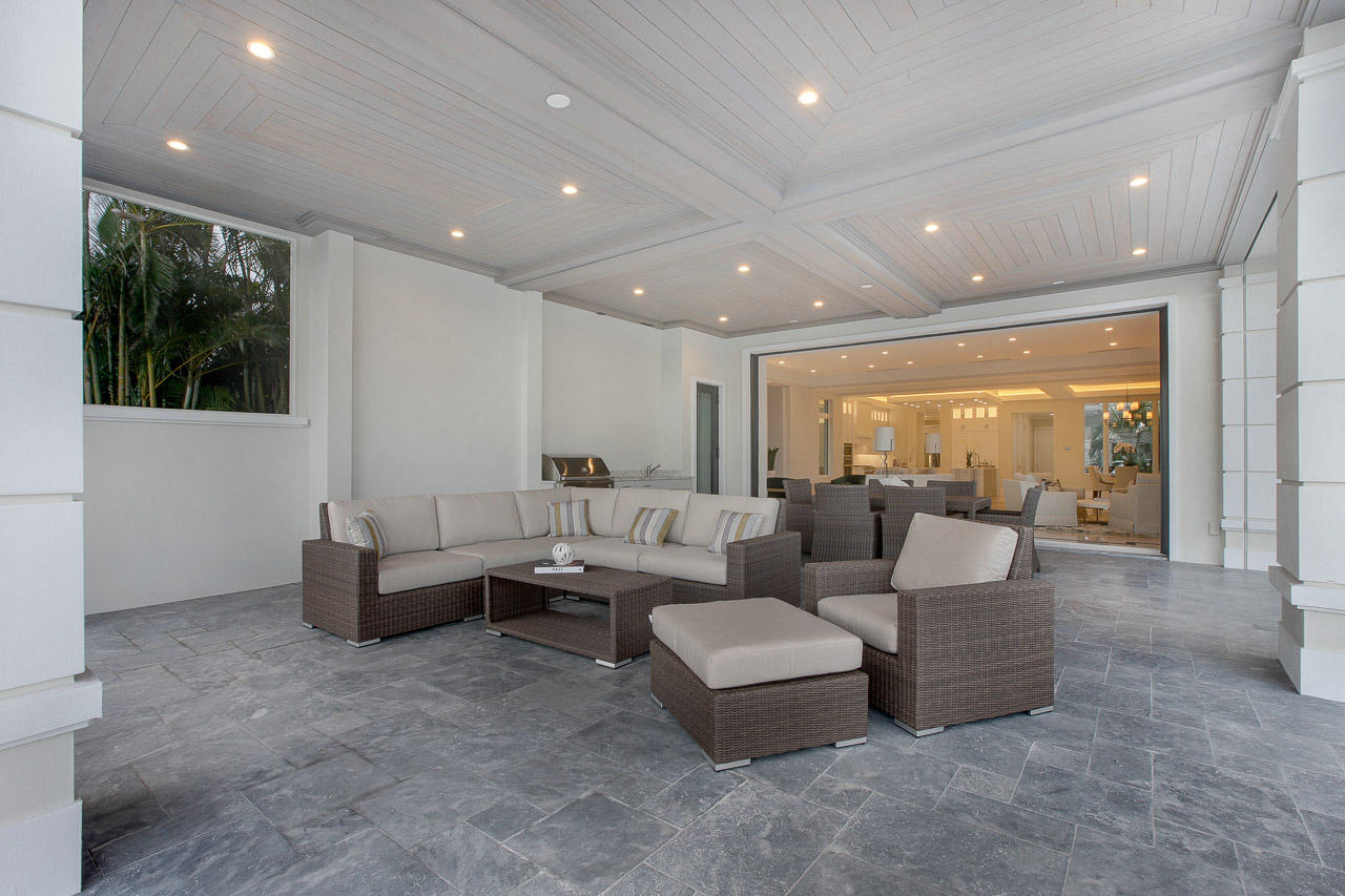 ADMIRALS COVE - Residential