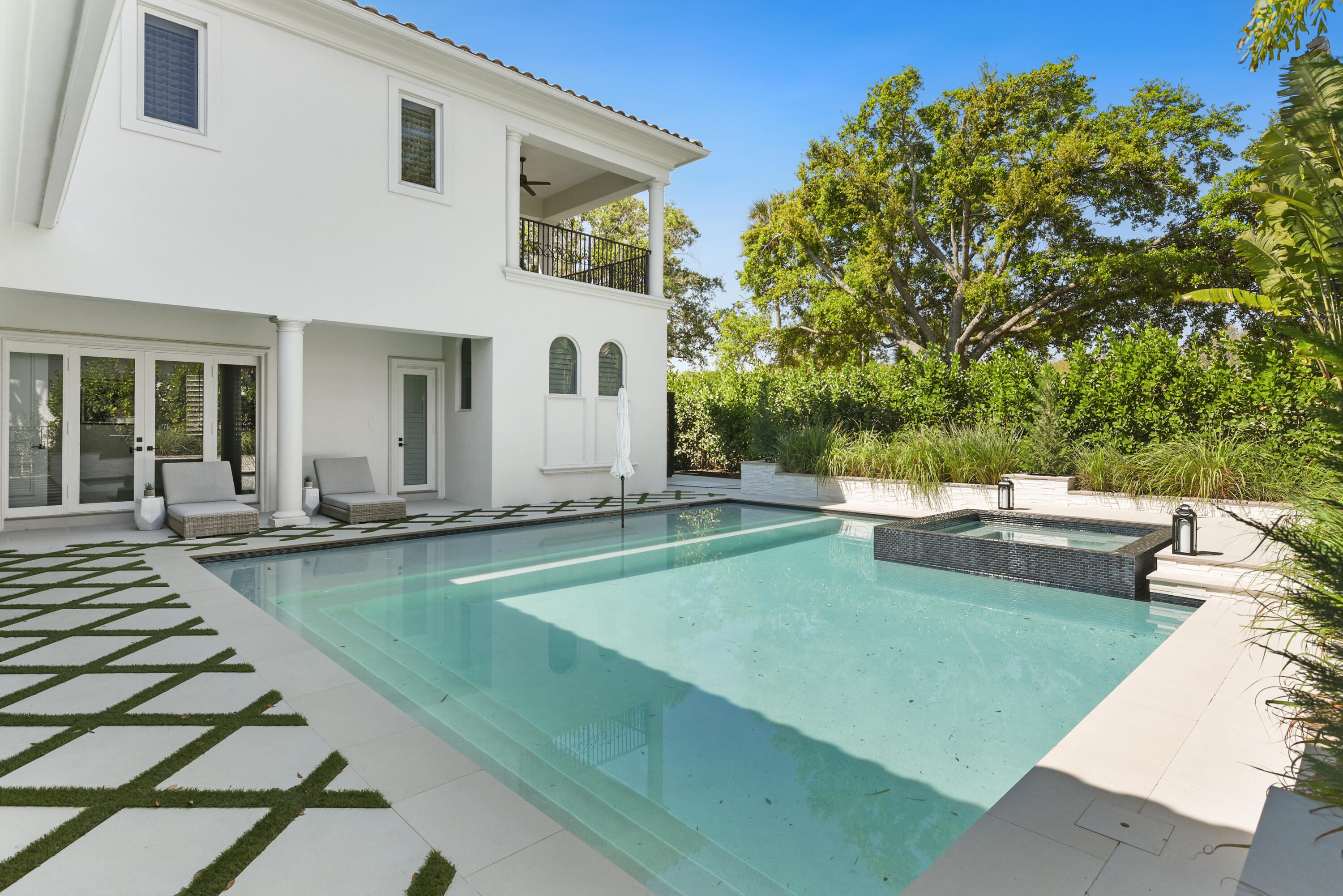 OLD PALM - Residential