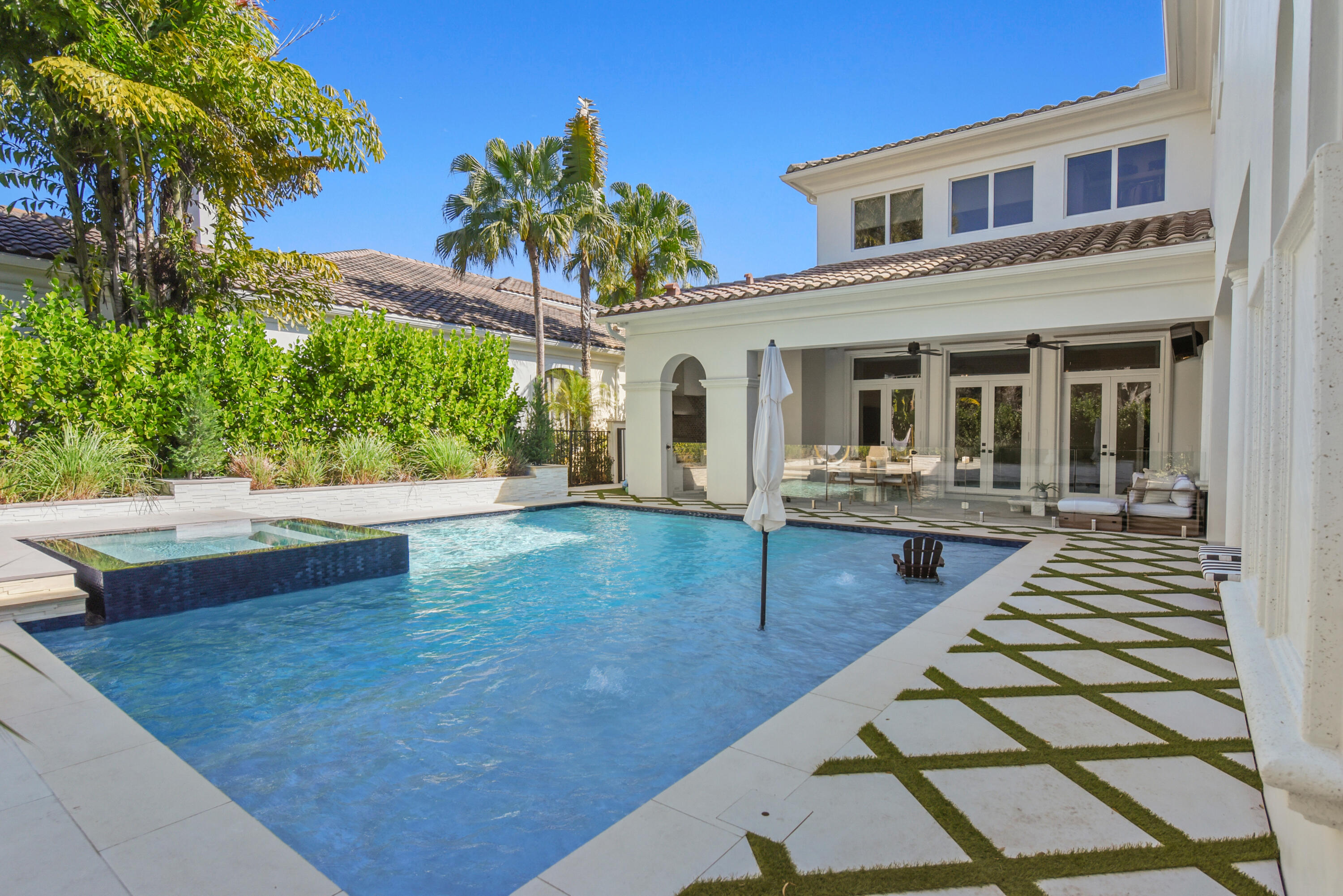 OLD PALM - Residential