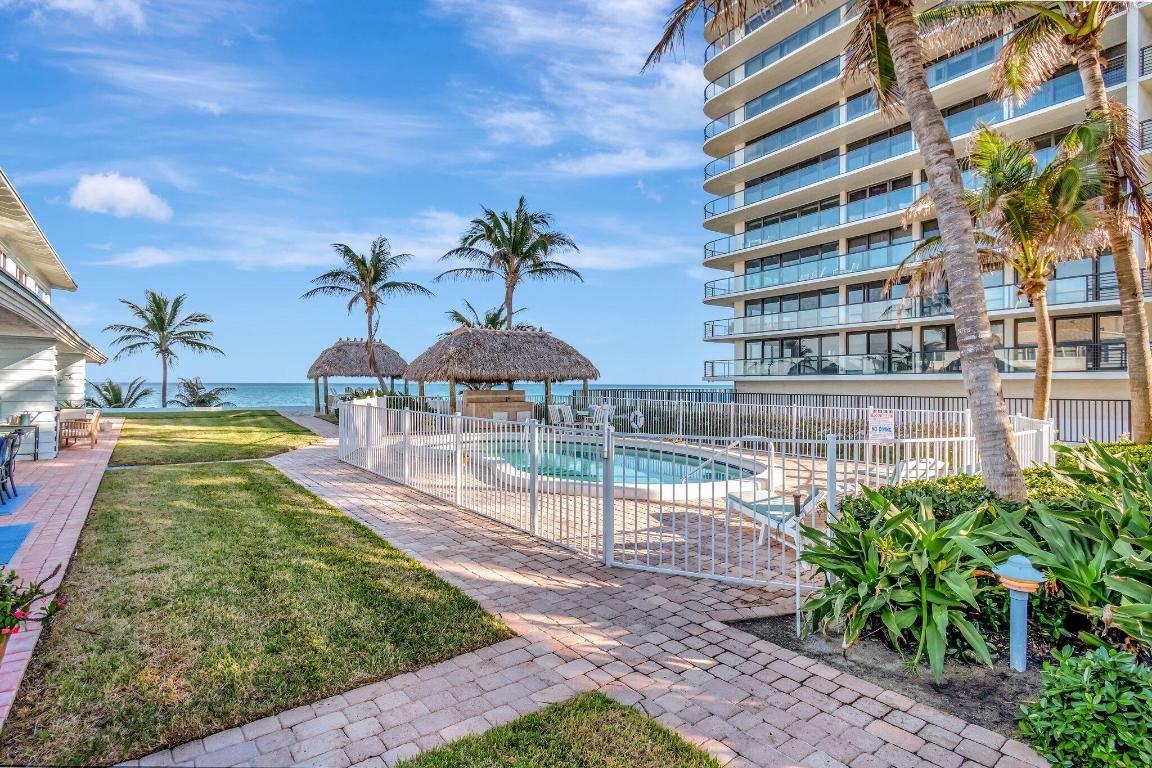 JAMAICA MANOR INC LESSEE - Residential