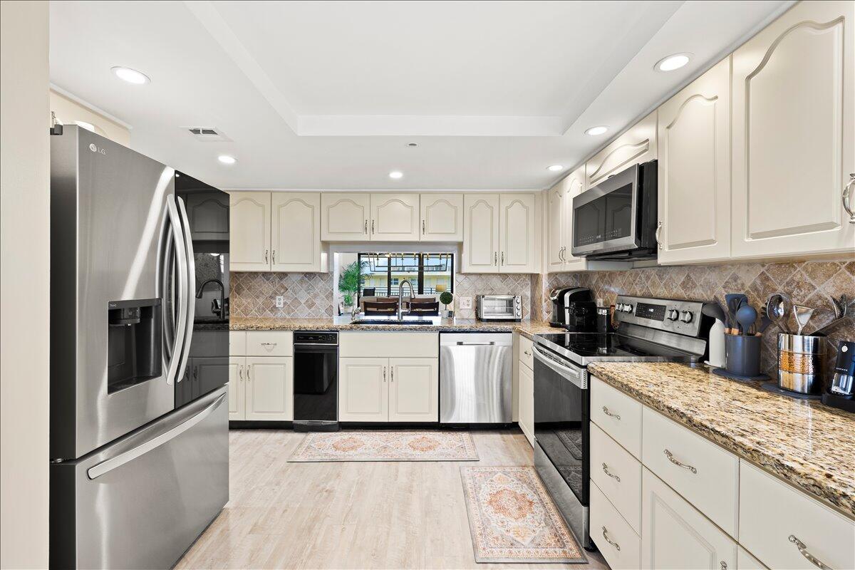 OVERLOOK CONDO - Residential