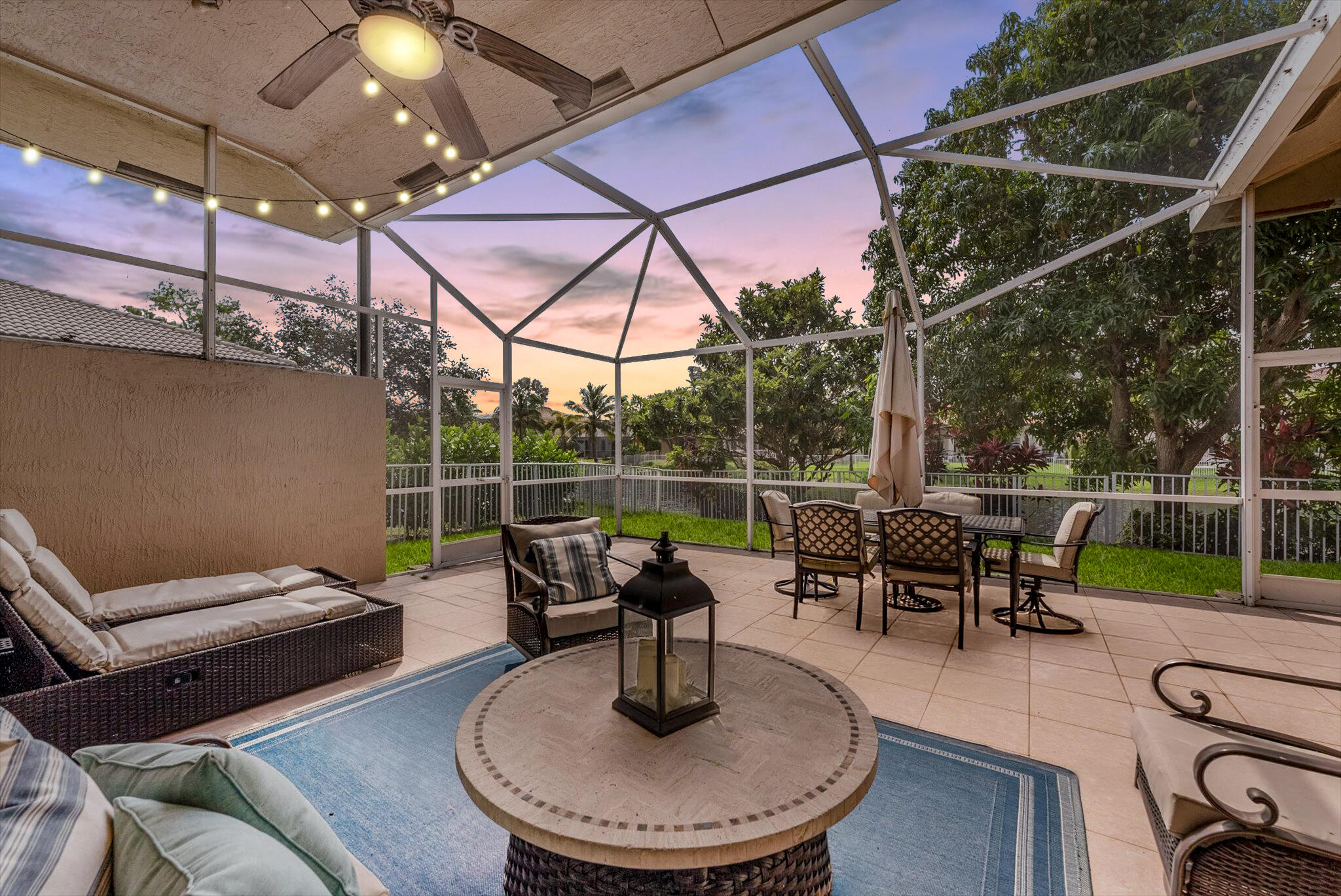 WYNDHAM LAKES WEST - Residential