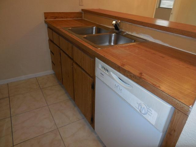 FOREST PARK SOUTH #2 COND - Residential Lease