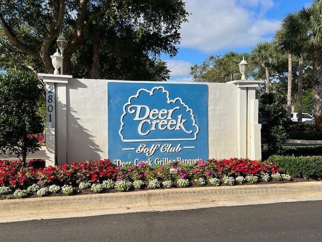 VILLAS OF DEER CREEK - Residential
