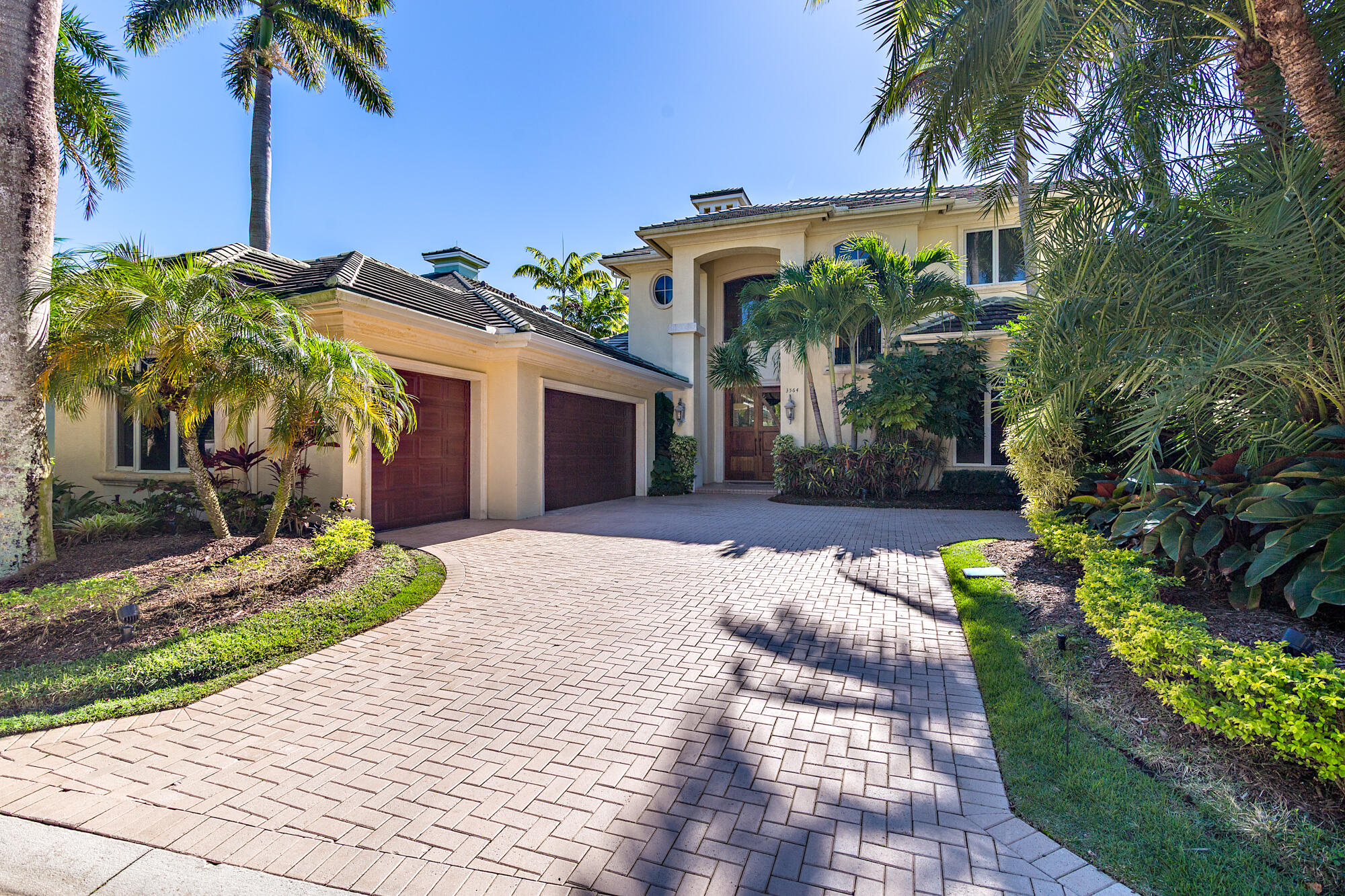 HARBOUR AT JONATHANS LANDING - Residential