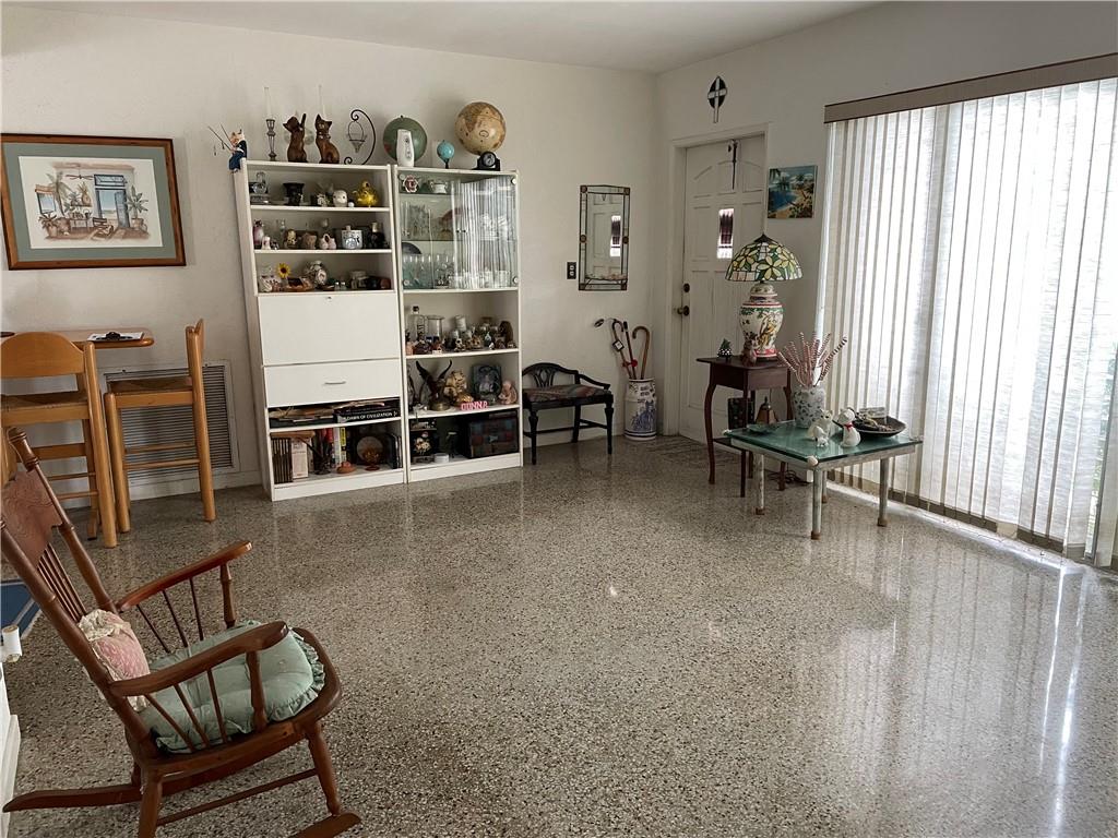 Flamingo Park Sec D 41-29 - Residential