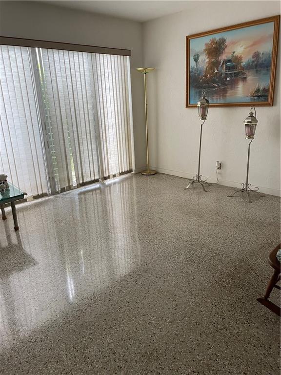 Flamingo Park Sec D 41-29 - Residential