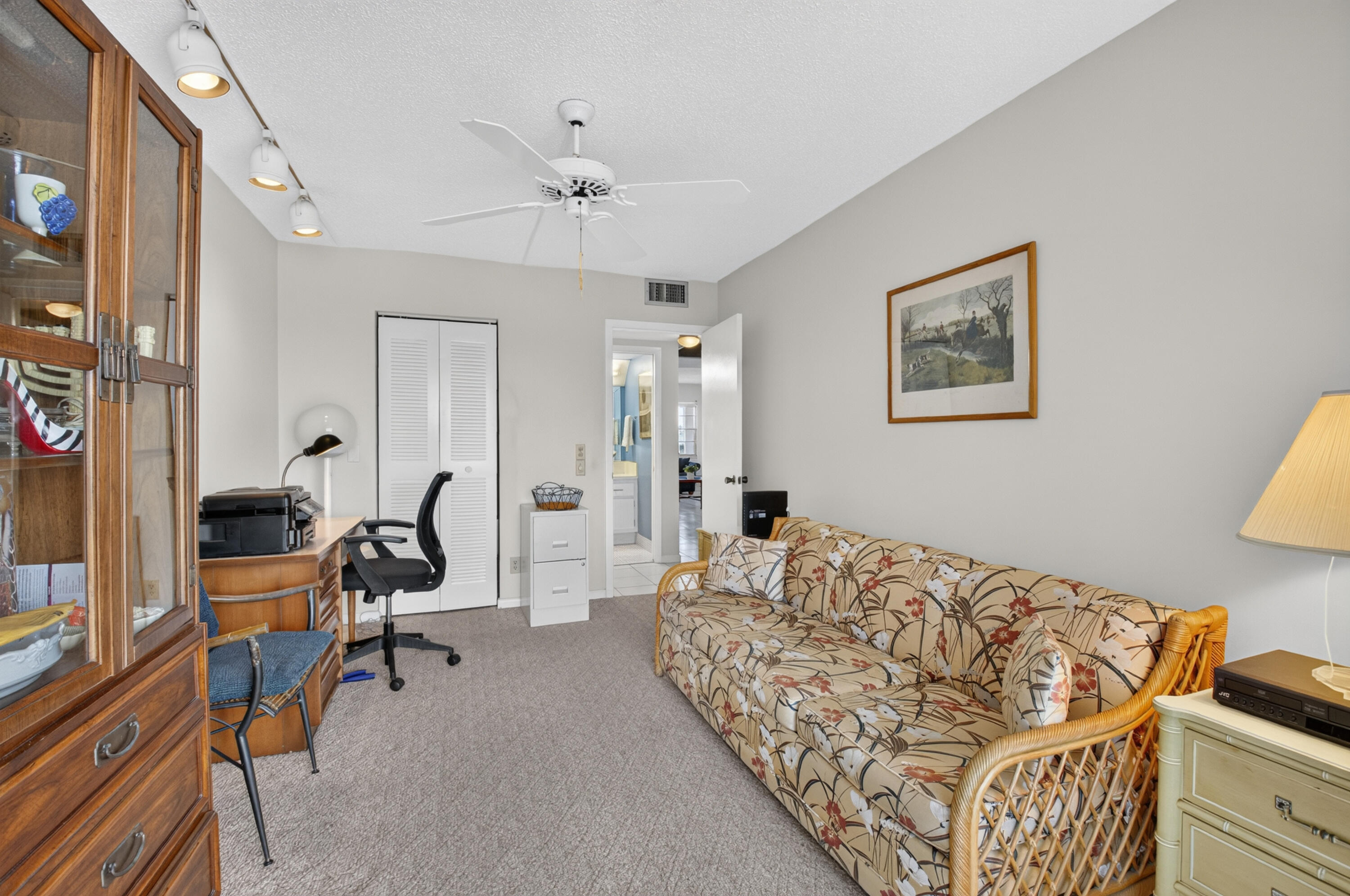 LINCOLN/ CENTURY VILLAGE - Residential