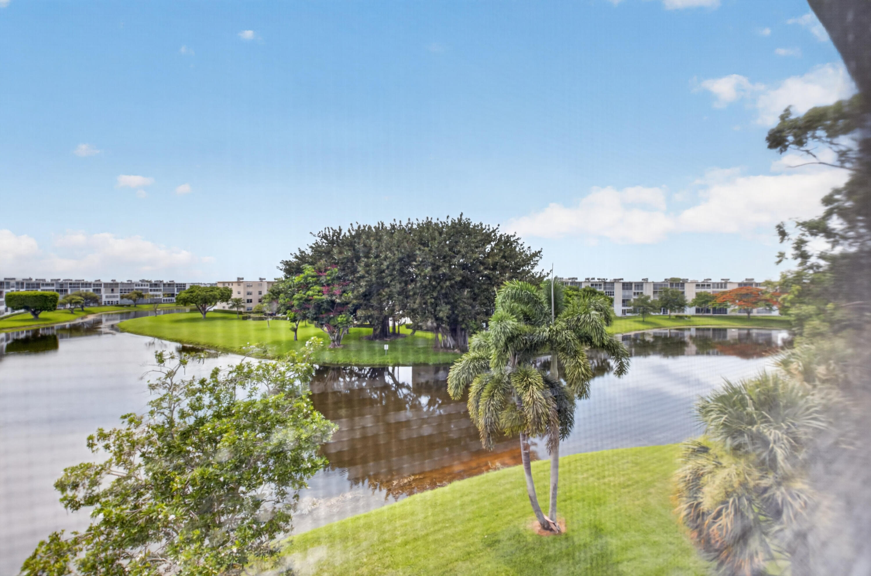 LINCOLN/ CENTURY VILLAGE - Residential