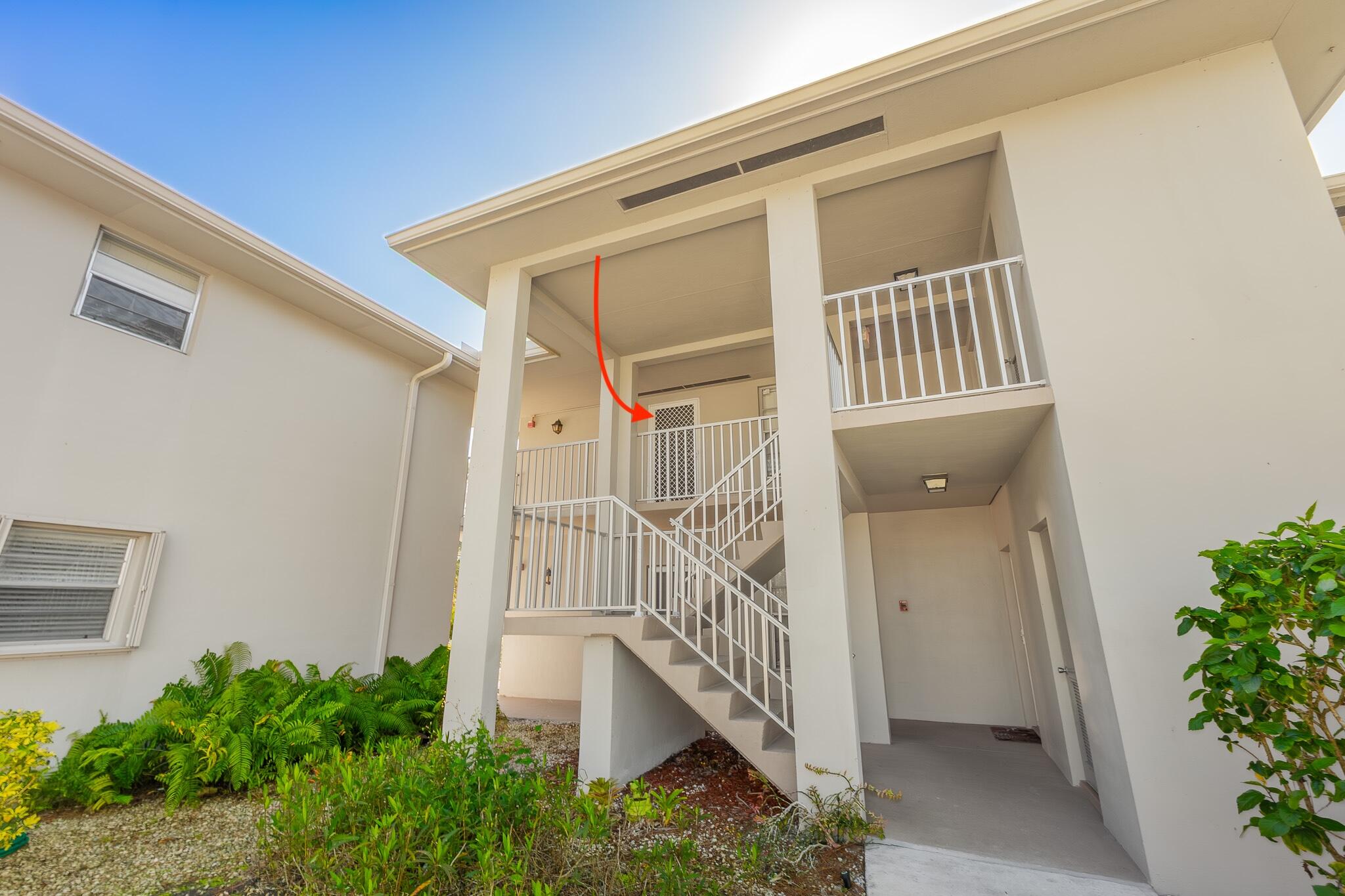 Happy 4th of July, we are Offing an American Home Shield Warranty! Let's Make a Deal/ Motivated Seller. Check Out This 2-Bed, 2-Bath, 2nd Floor, Move-In Ready Unit! The Bright, Spacious, Living Area is Designed for Comfort and Relaxation. Washer/Dryer in the Unit. Vista St. Lucie is a Beautiful 55 and Up/ Active Community in a Park-Like Setting, Surrounded by Nature. Has Garden and Wooded Views. Fee Includes Water, Cable, Internet, Trash, Building Insurance, Maintenance of the Grounds and Common Areas, Management That is Onsite, and Many Recreational Amenities. These Amenities Include Tennis, Pickleball, Billiards, Gym, Pool, Hot Tub, Shuffleboard, Library, Arts and Crafts Room, Clubhouse with Kitchen, and More. Convenient to Shopping, Dining, Doctors, Civic Center, River, and Beaches. Call to Schedule a Private Showing Today!