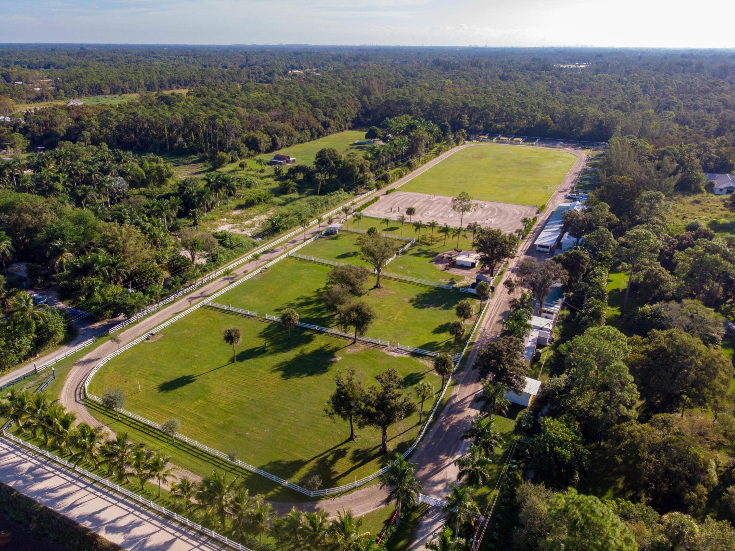 LOXAHATCHEE GROVES - Land