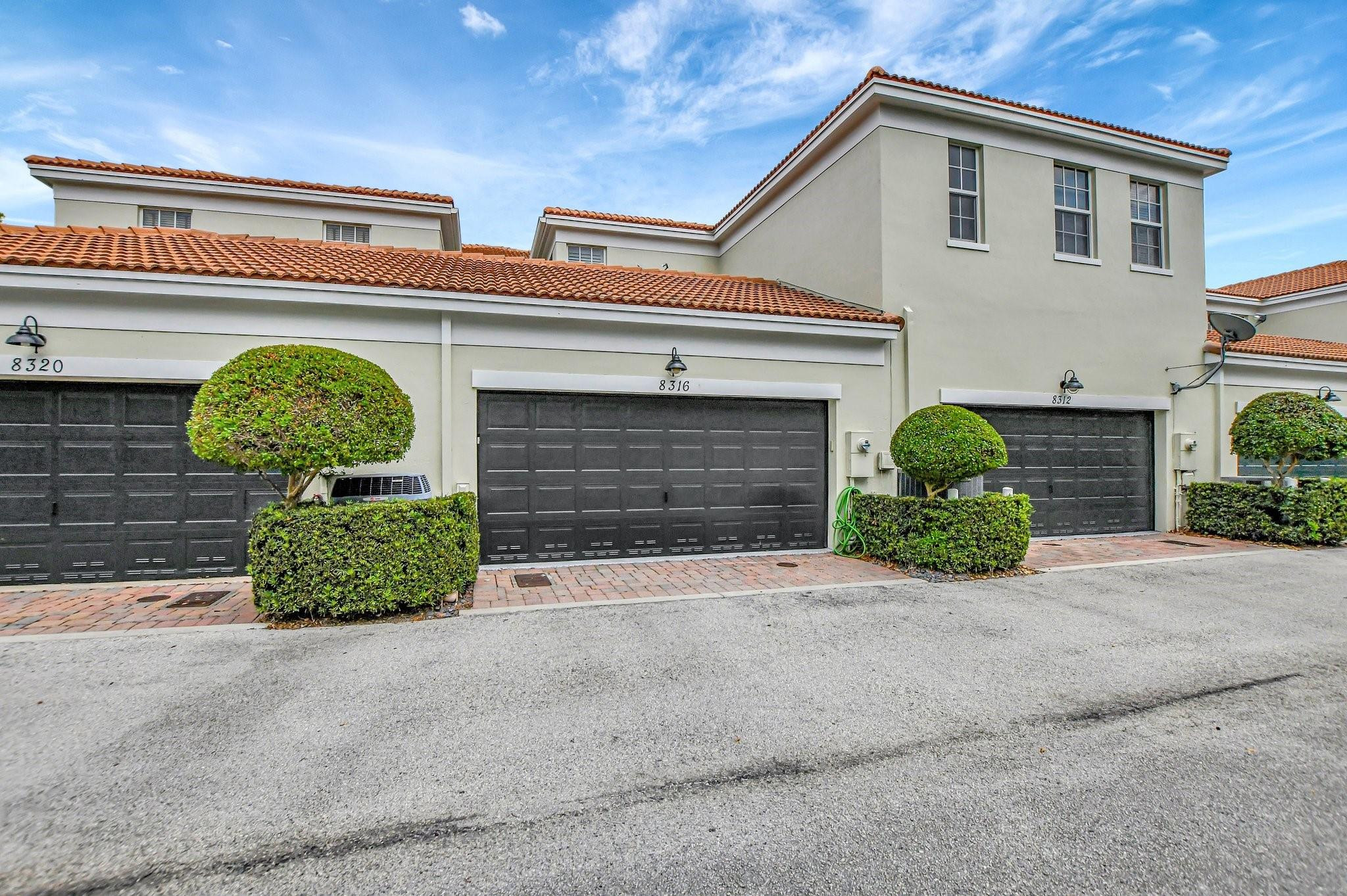 PENINSULA VILLAGE GREENS - Residential
