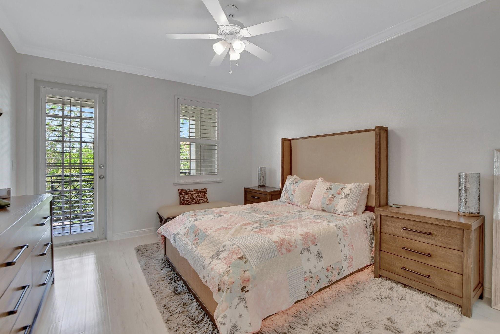 PENINSULA VILLAGE GREENS - Residential