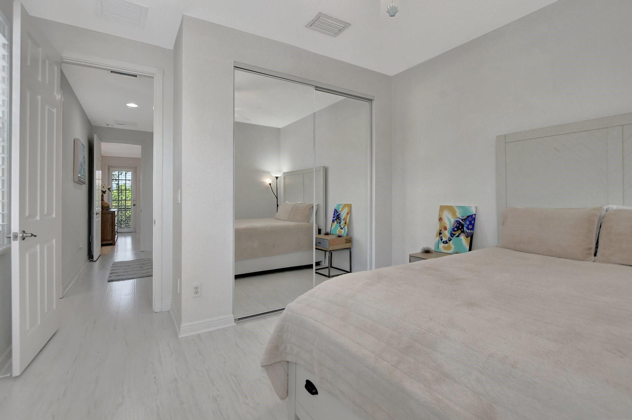 PENINSULA VILLAGE GREENS - Residential
