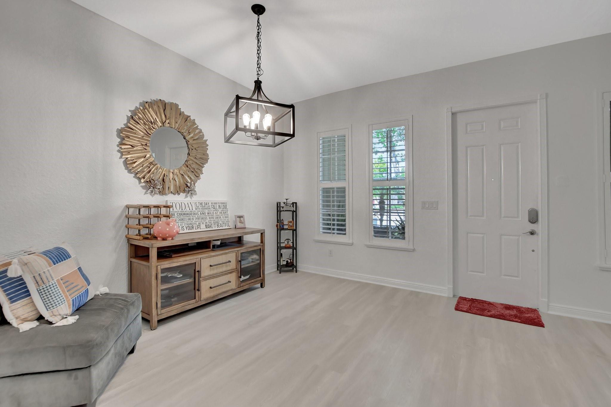 PENINSULA VILLAGE GREENS - Residential