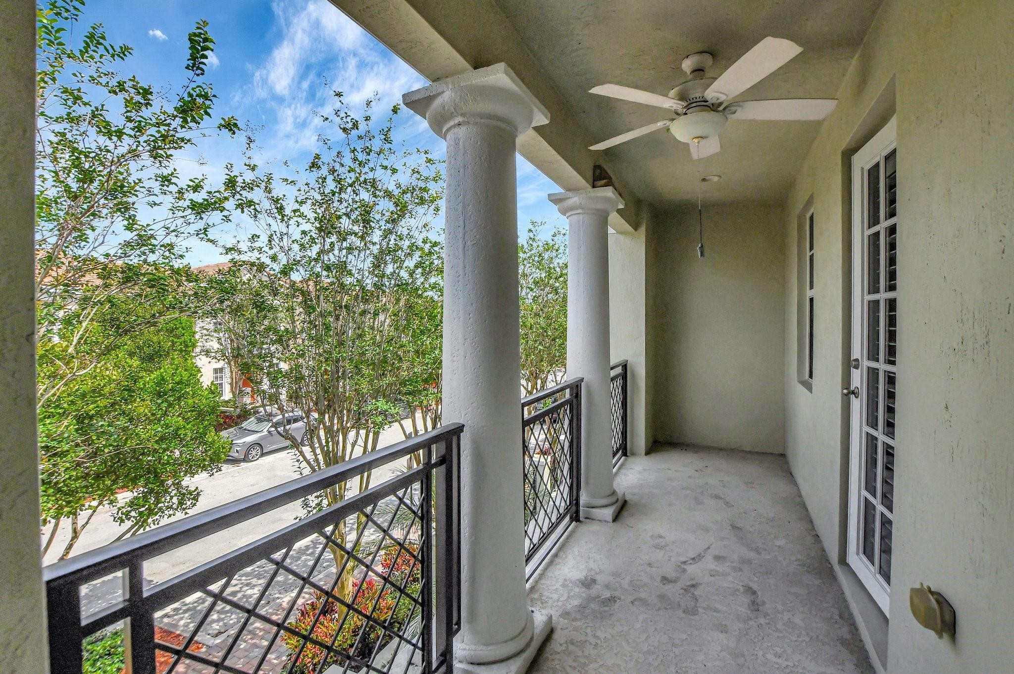 PENINSULA VILLAGE GREENS - Residential