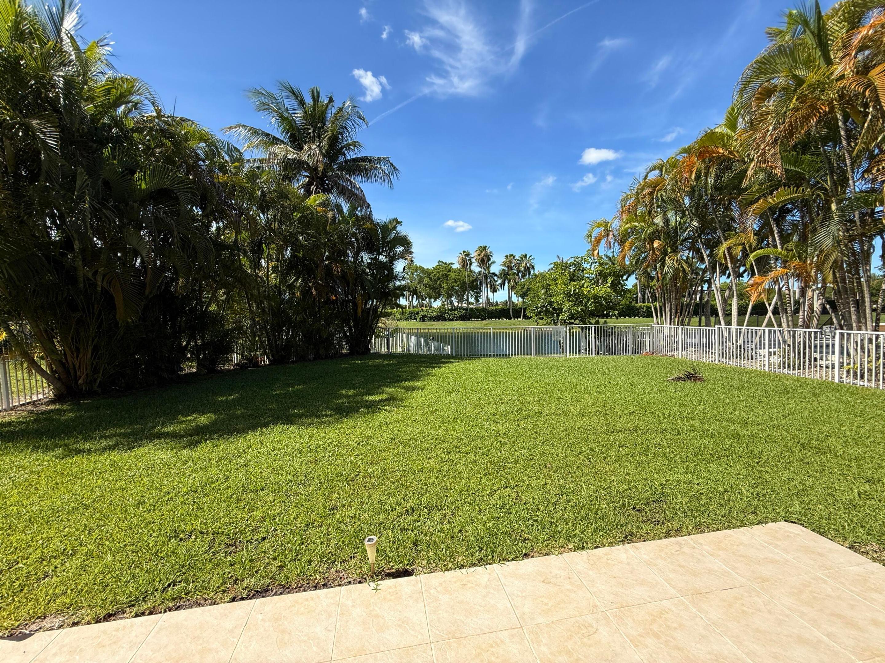 POD 6 AT MONARCH LAKES - Residential
