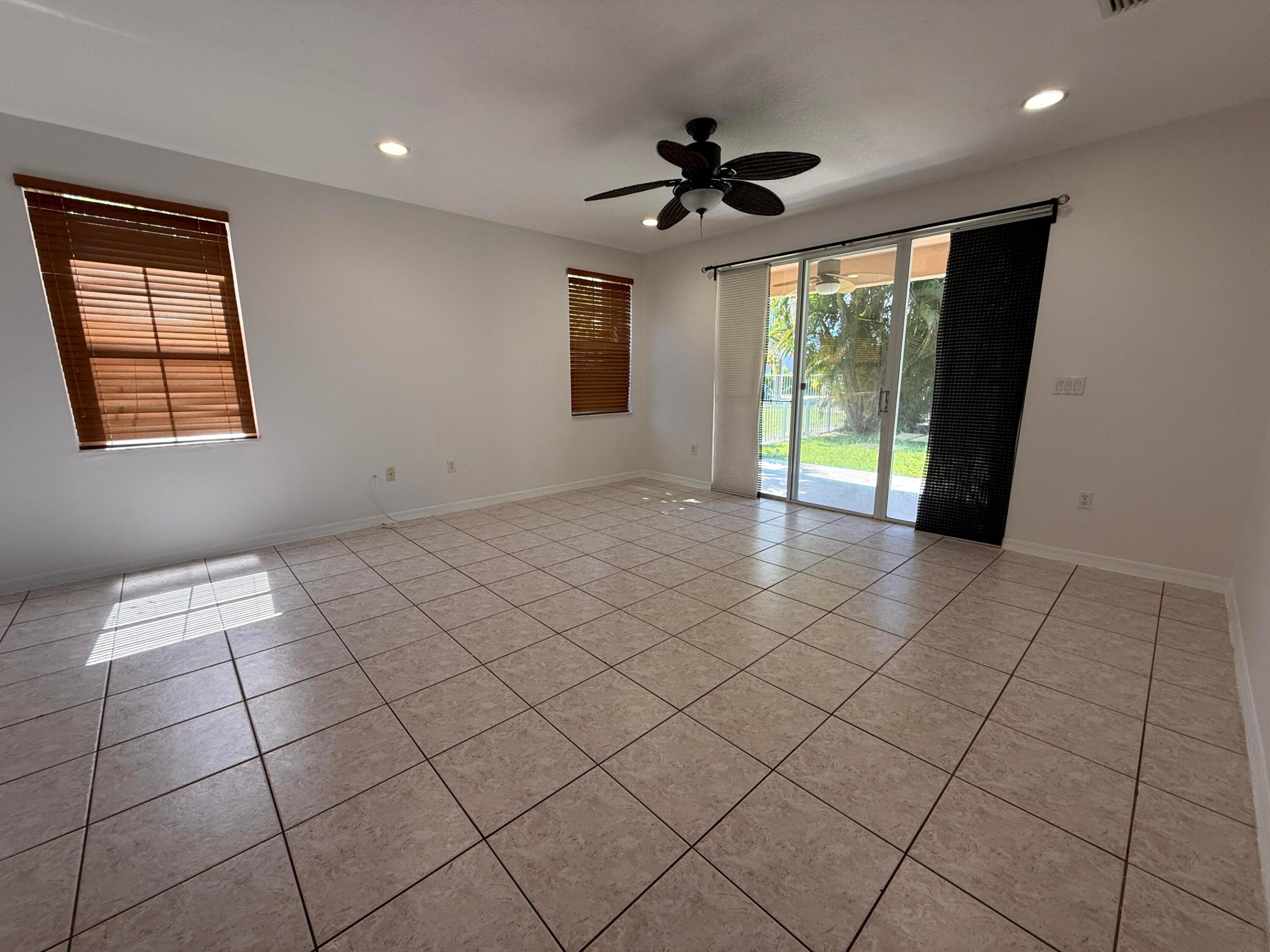 POD 6 AT MONARCH LAKES - Residential