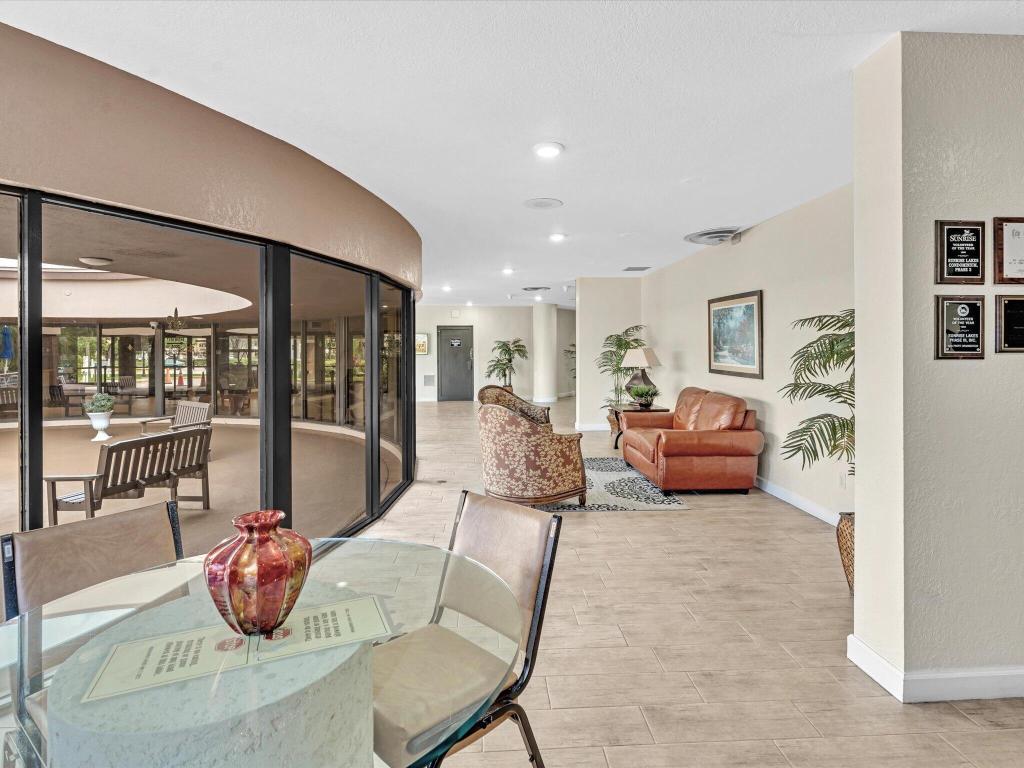 SUNRISE LAKES 95 CONDO - Residential