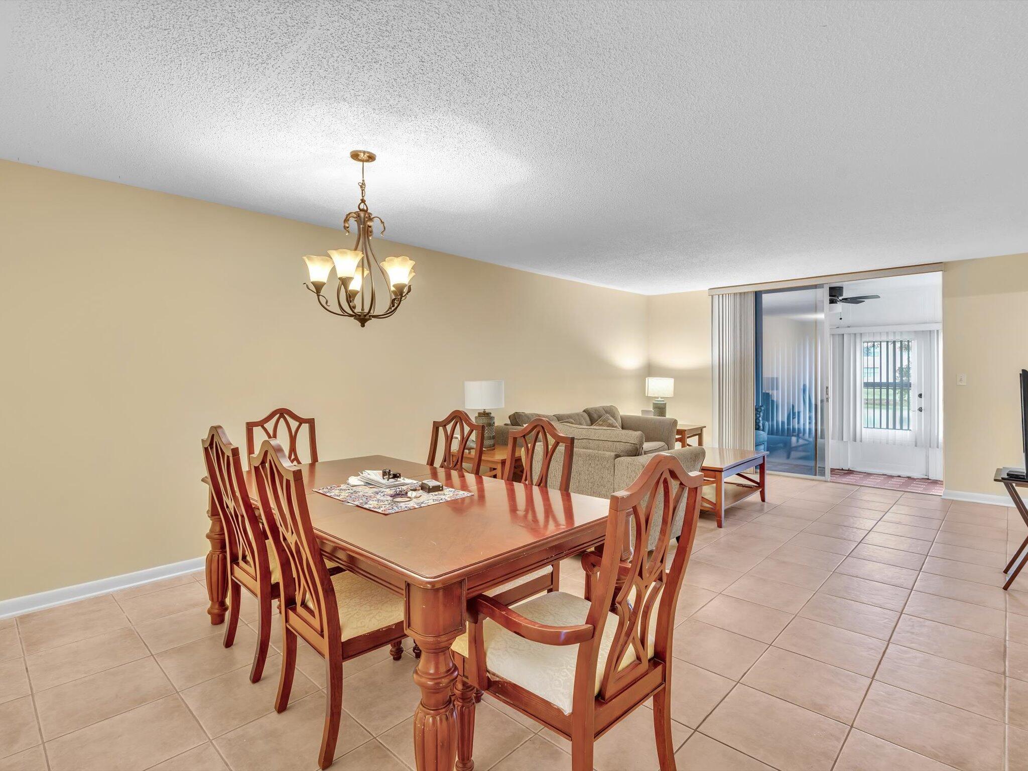 SUNRISE LAKES 95 CONDO - Residential