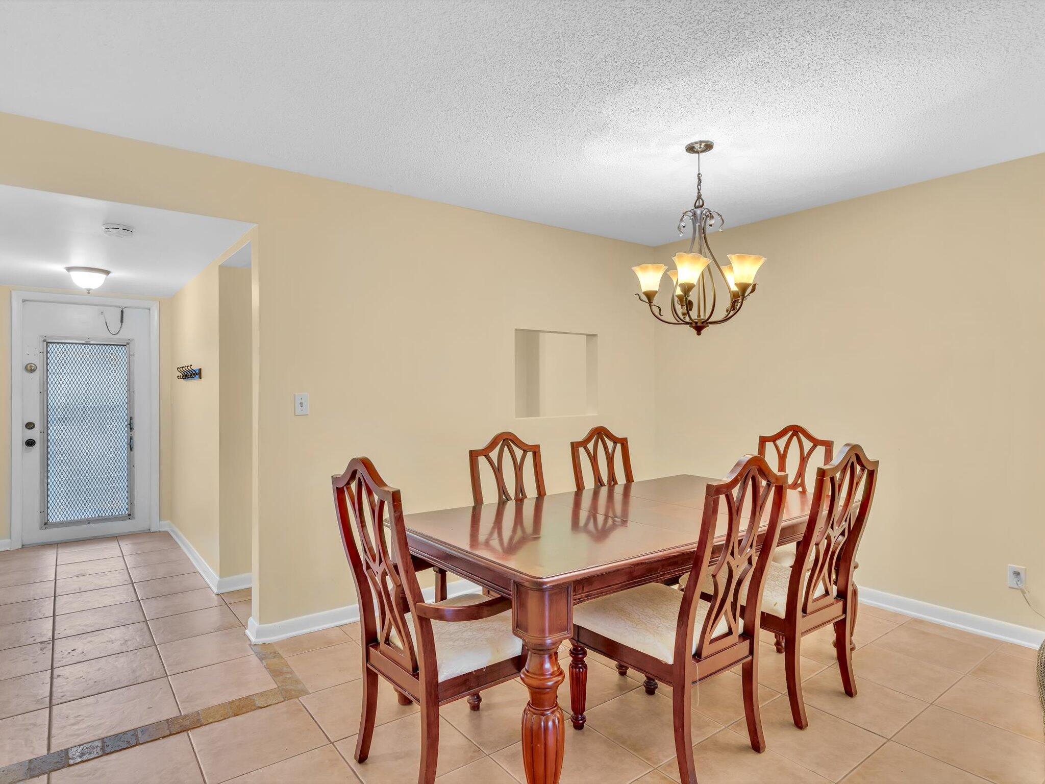 SUNRISE LAKES 95 CONDO - Residential