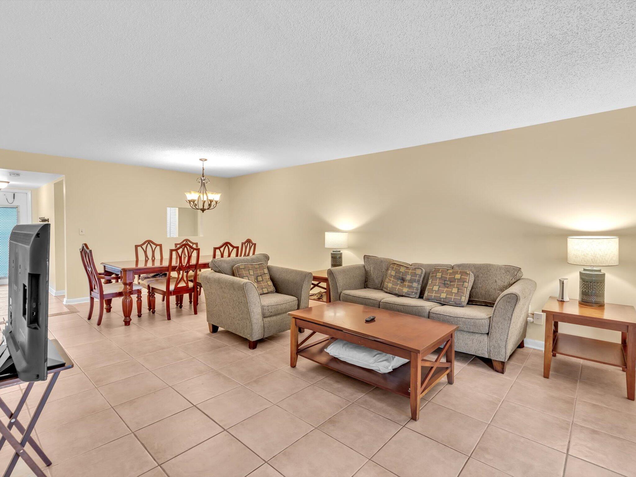SUNRISE LAKES 95 CONDO - Residential