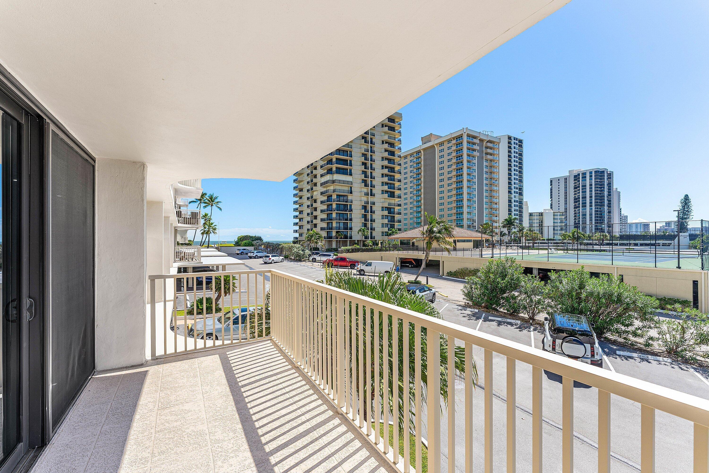 DUNES TOWERS CONDO - Residential Lease