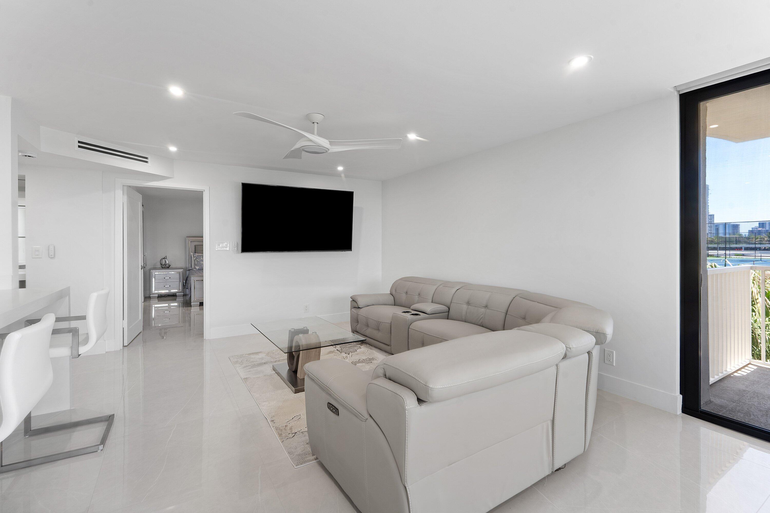 DUNES TOWERS CONDO - Residential Lease