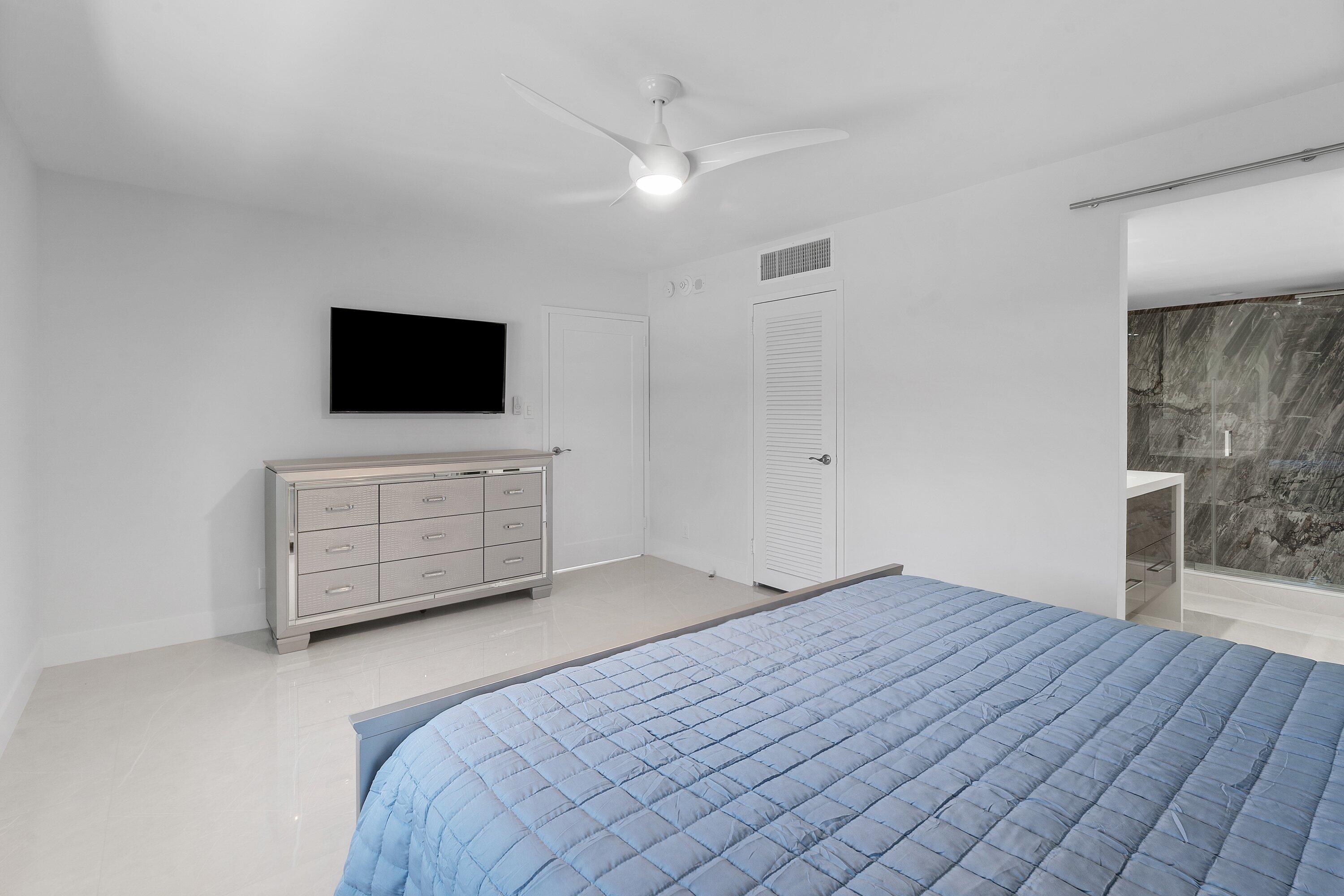DUNES TOWERS CONDO - Residential Lease
