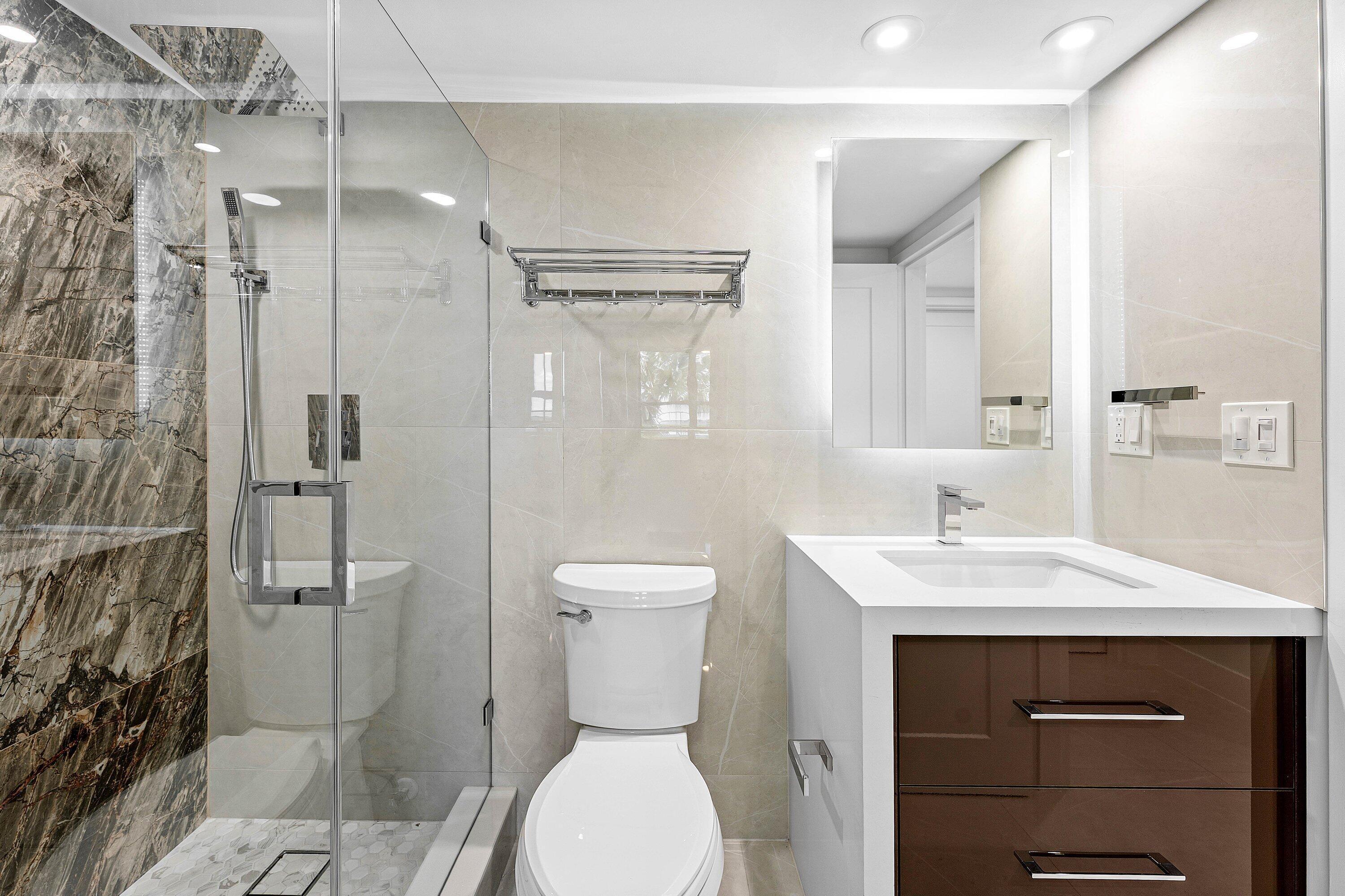 DUNES TOWERS CONDO - Residential Lease