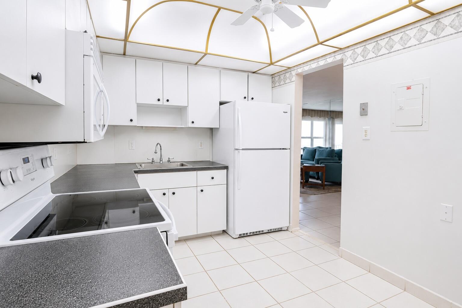 PARLIAMENT HOUSE CONDOMINIUMS - Residential