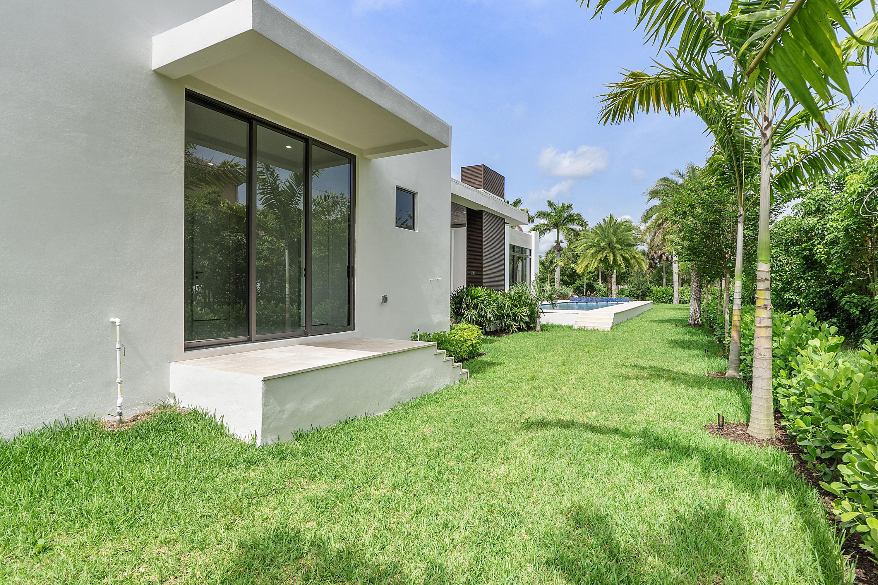 SLS REAL ESTATE 4 - Residential