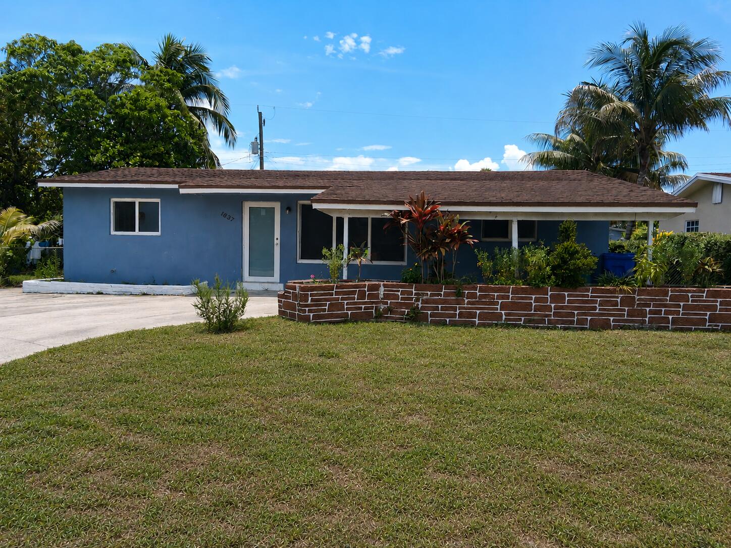 FLORAL HEIGHTS - Residential Lease